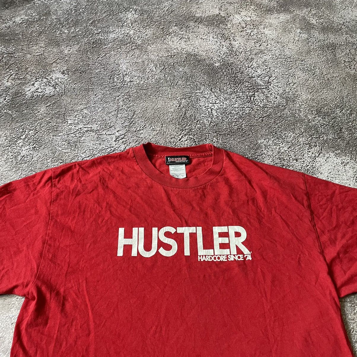 Vintage Vintage Y2K Hustler Logo Graphic Tee Streetwear Red Boxy L Size US L / EU 52-54 / 3 - 2 Thumbnail