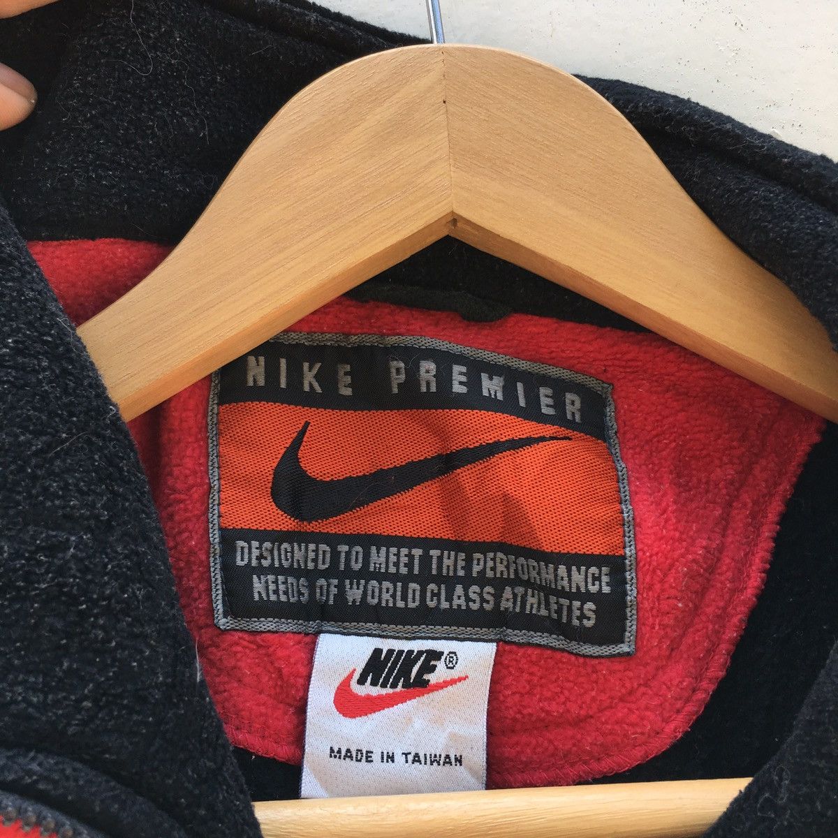 Nike Vintage 90s NIKE Big Logo Fleece Zip Up Sweater Size US M / EU 48-50 / 2 - 12 Thumbnail