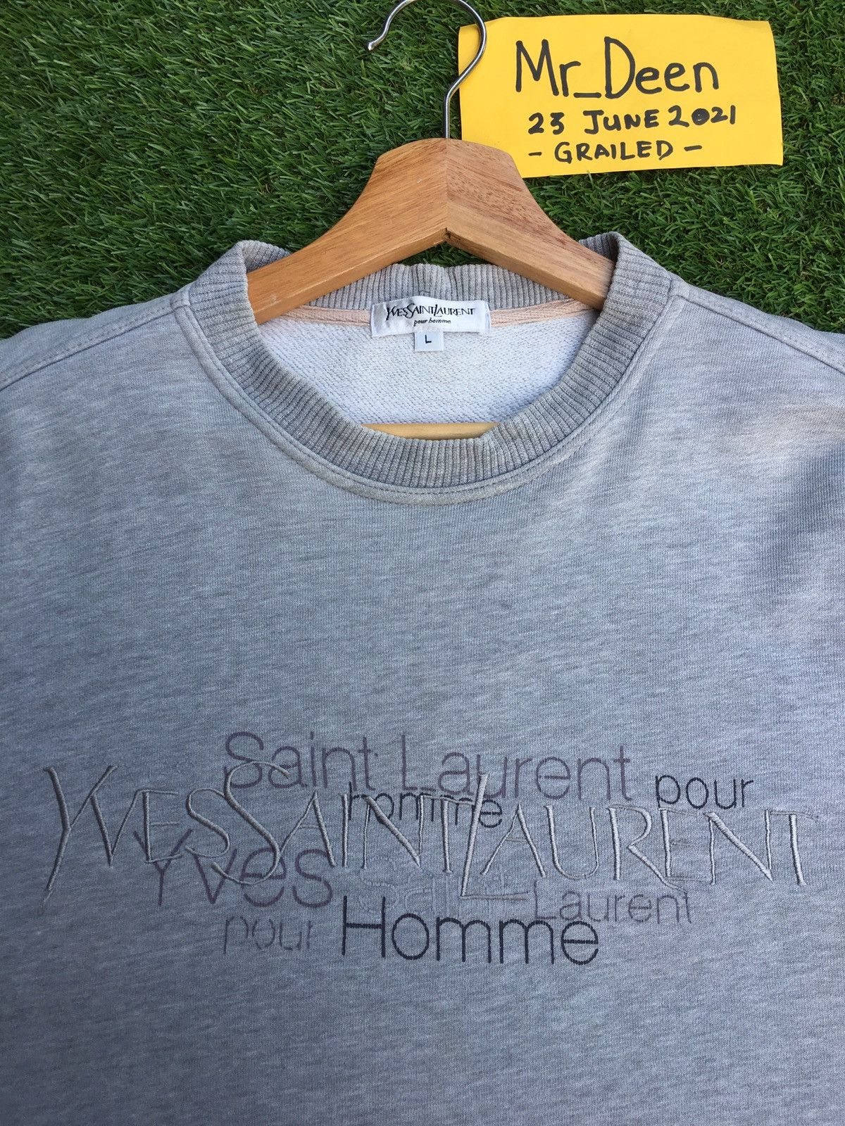 Yves Saint Laurent Vintage Yves Saint Laurent YSL Biglogo Spellout Sweatshirt Size US M / EU 48-50 / 2 - 7 Thumbnail