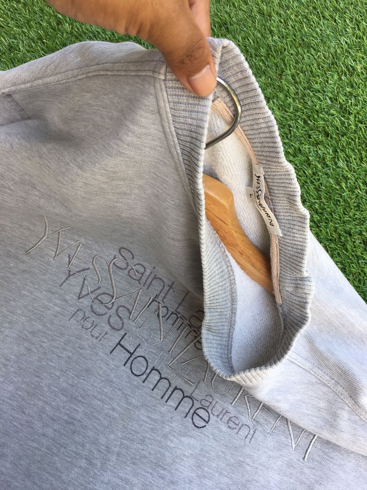 Yves Saint Laurent Vintage Yves Saint Laurent YSL Biglogo Spellout Sweatshirt Size US M / EU 48-50 / 2 - 14 Thumbnail