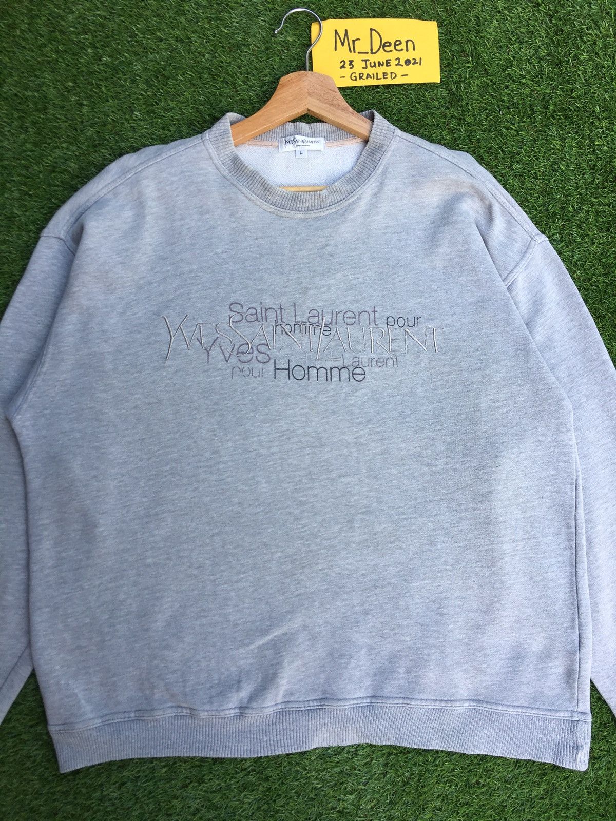 Yves Saint Laurent Vintage Yves Saint Laurent YSL Biglogo Spellout Sweatshirt Size US M / EU 48-50 / 2 - 3 Thumbnail