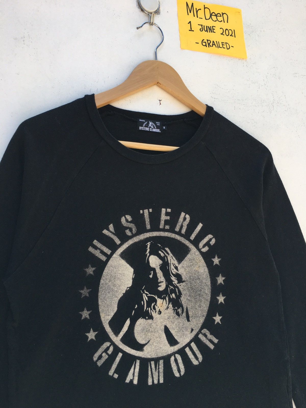 Hysteric Glamour Vintage Hysteric Glamour Printed Sexy Woman Long-sleeve Size US S / EU 44-46 / 1 - 5 Thumbnail