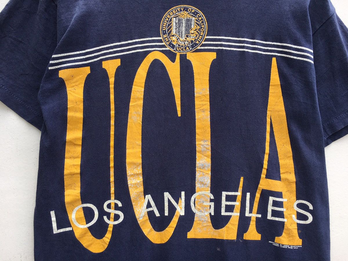 Vintage Vintage UCLA University of California Los Angeles Athletic Size US S / EU 44-46 / 1 - 9 Thumbnail
