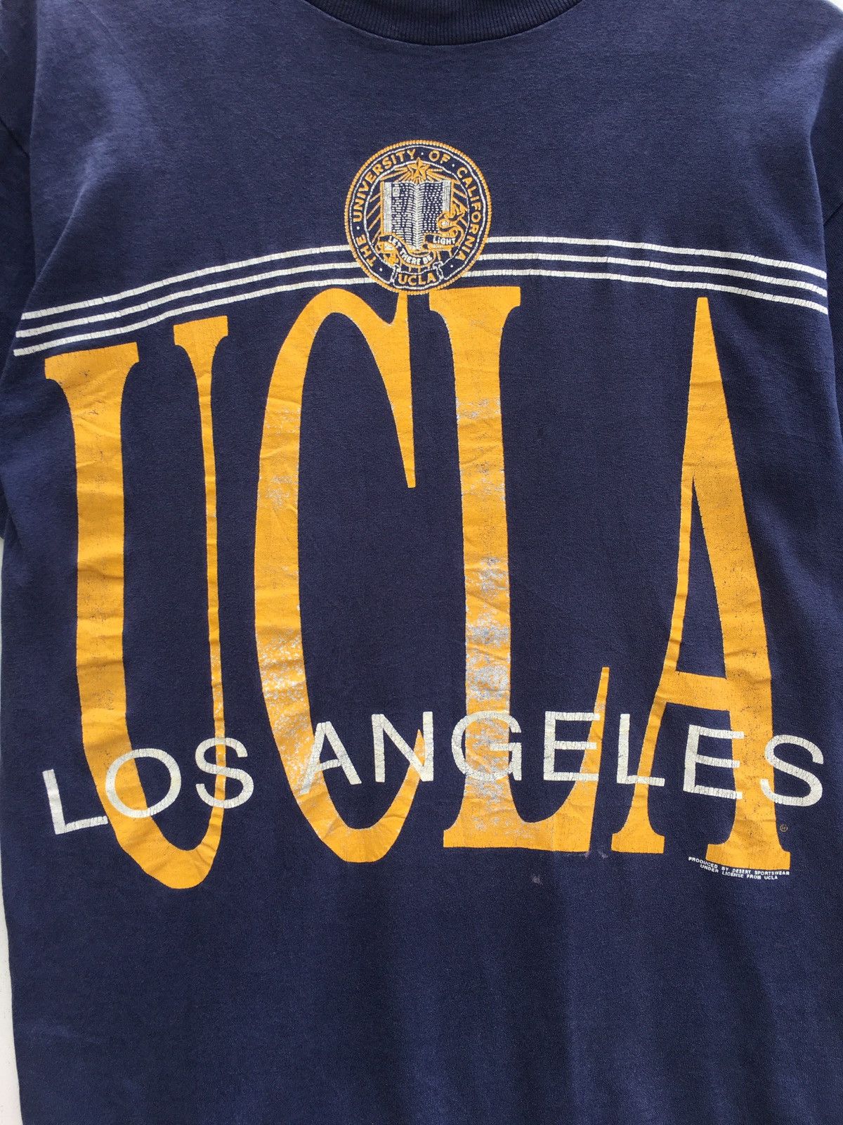 Vintage Vintage UCLA University of California Los Angeles Athletic Size US S / EU 44-46 / 1 - 5 Thumbnail