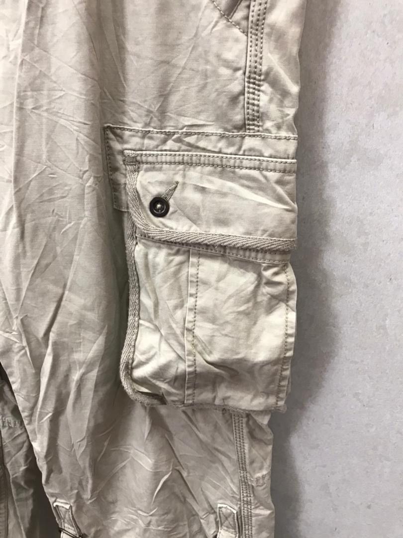 Japanese Brand × Uniqlo Uniqlo multipocket cargo pants bondage Size US 35 - 6 Thumbnail