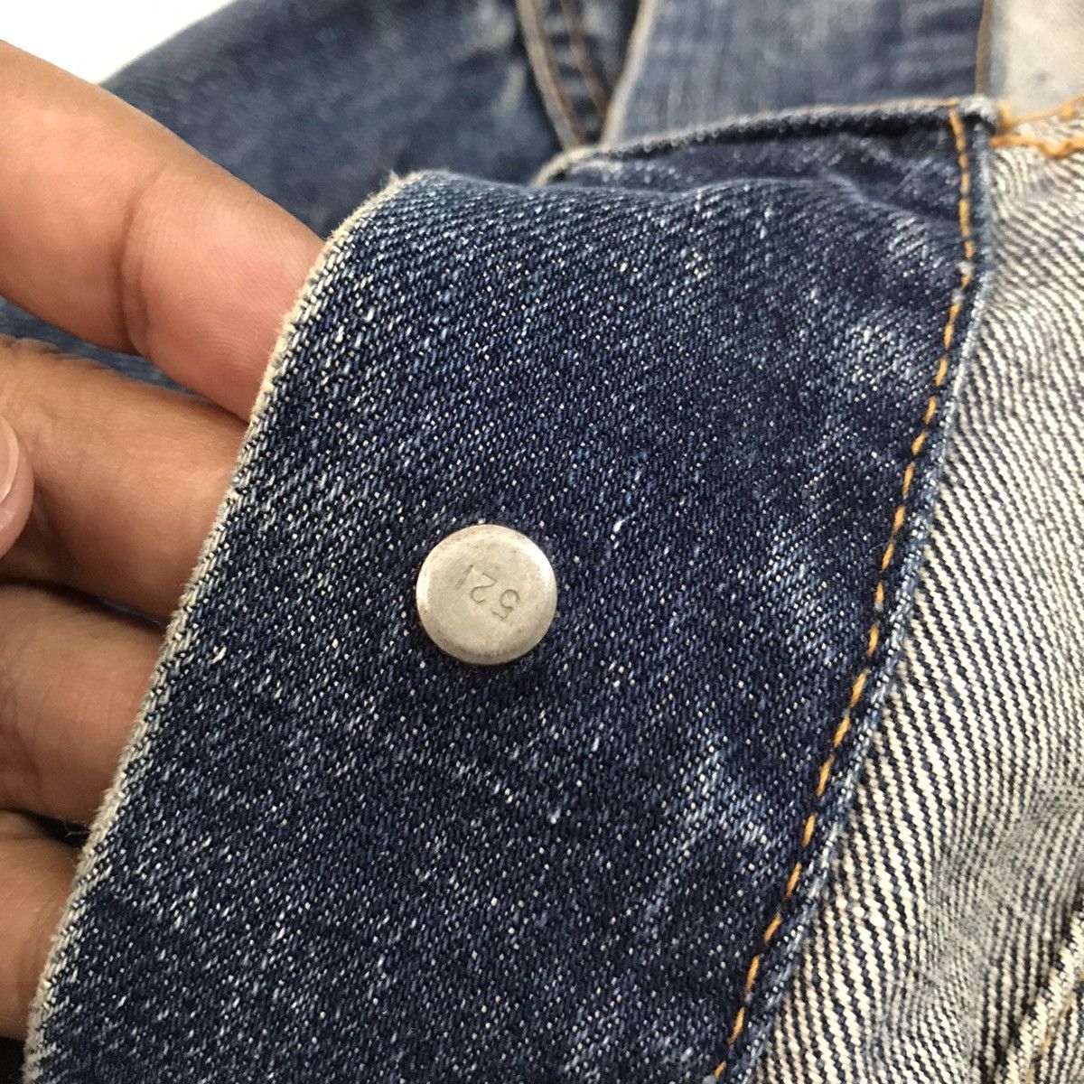 Levi's Vtg Levis Big E 521 Button Trucker Distress & Custom Jacket Size US M / EU 48-50 / 2 - 21 Thumbnail