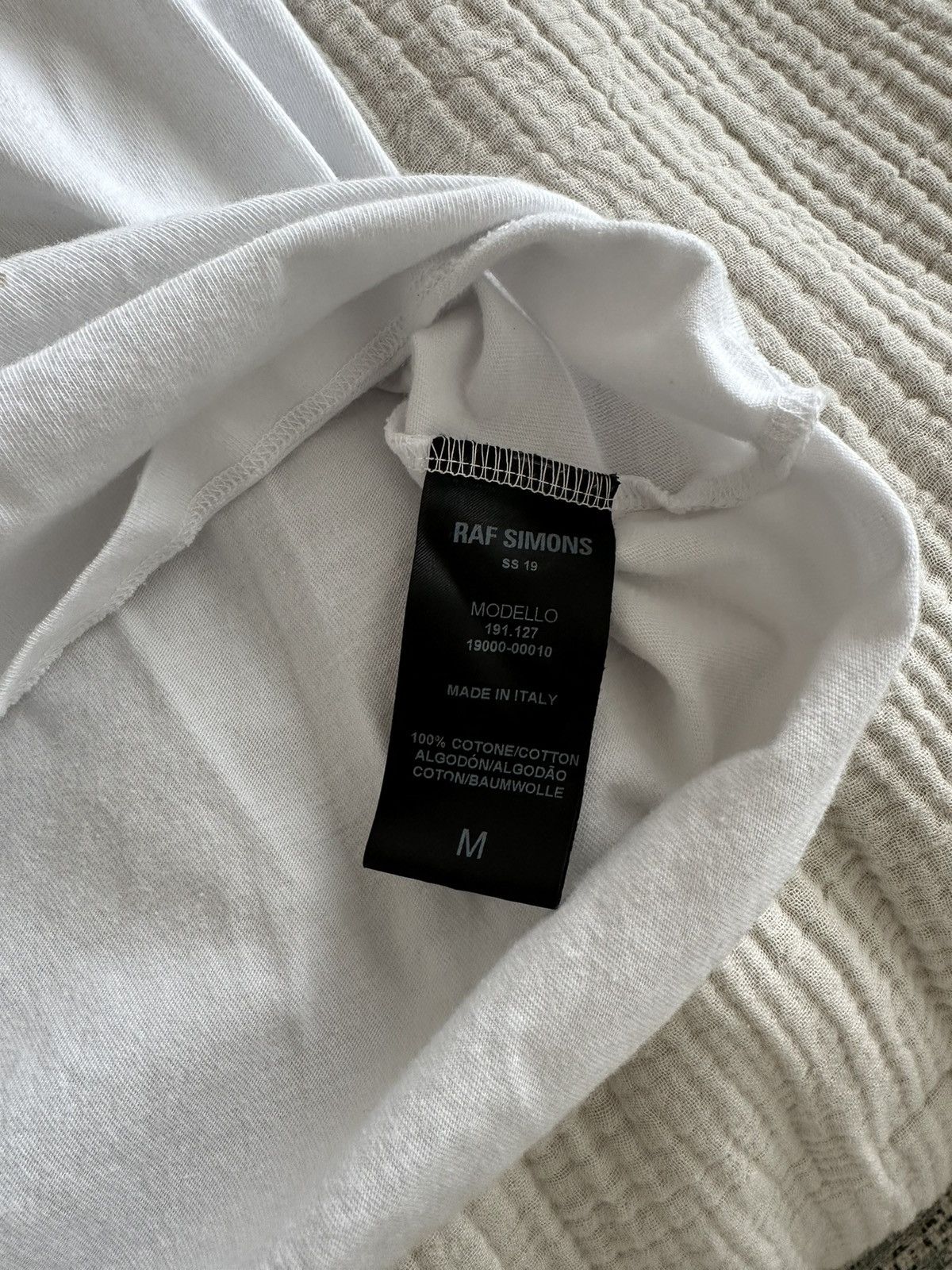 Raf Simons Raf Simons SS19 White Graphic T-Shirt Size US M / EU 48-50 / 2 - 7 Thumbnail