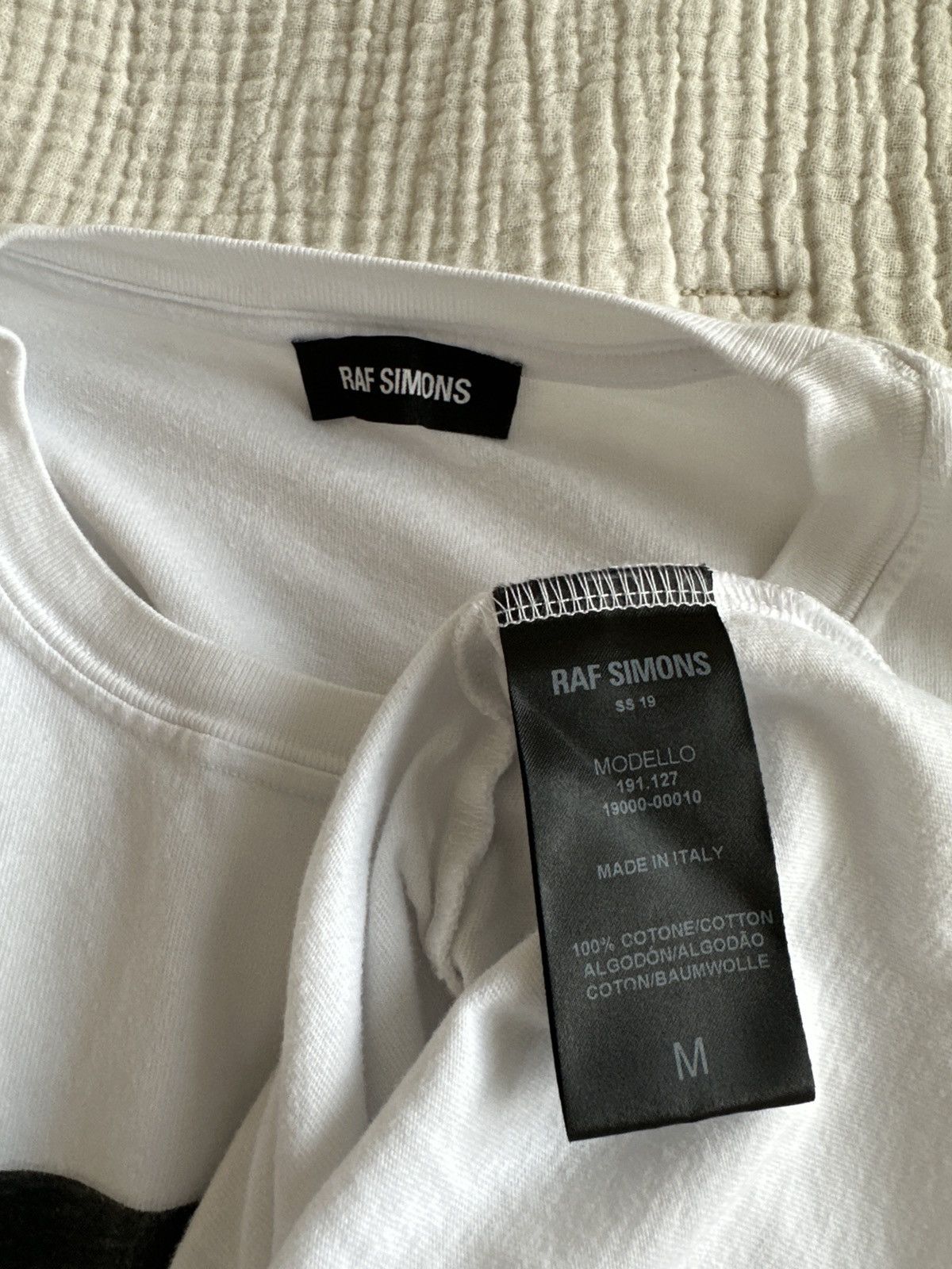 Raf Simons Raf Simons SS19 White Graphic T-Shirt Size US M / EU 48-50 / 2 - 9 Thumbnail