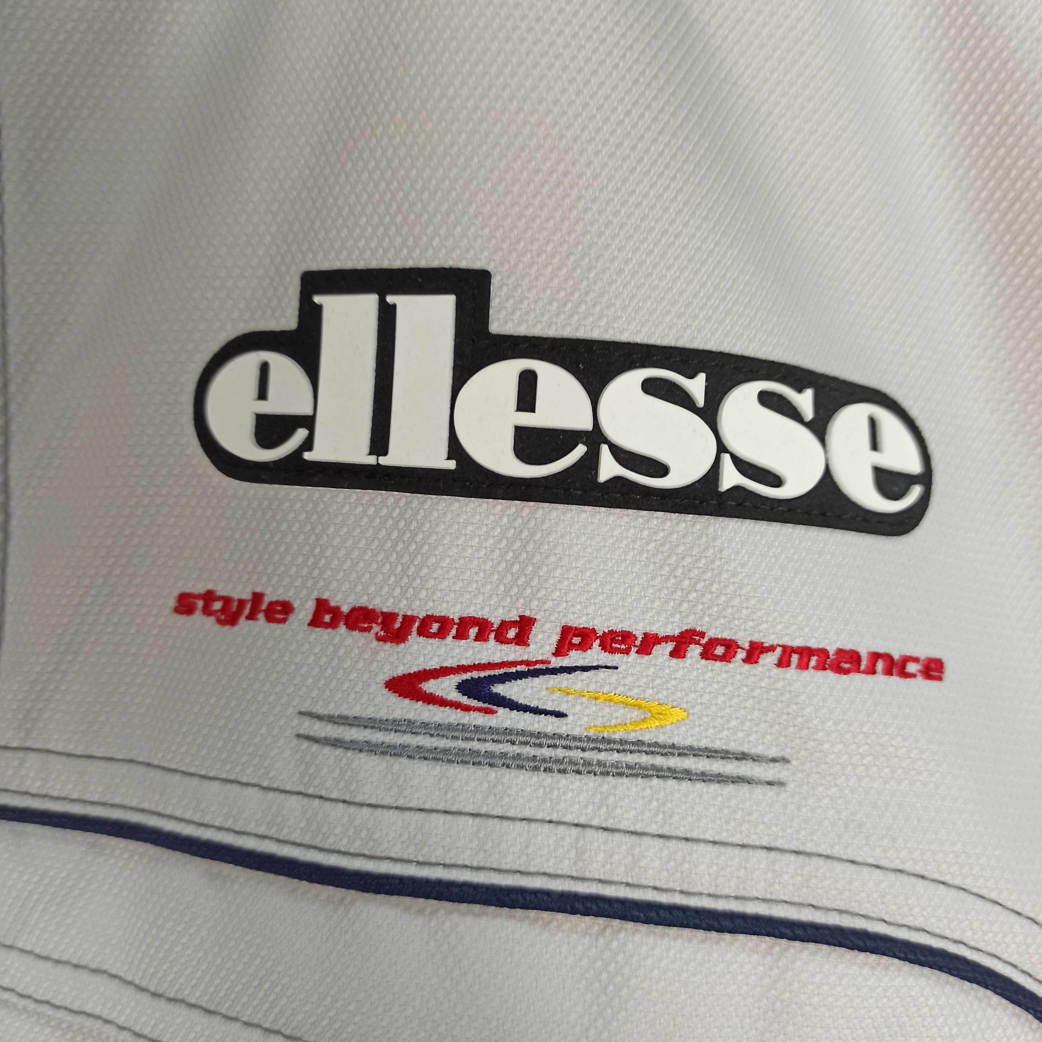 Ellesse Rare Ellesse Ski Jacket Vest Hoodie Winter Size US L / EU 52-54 / 3 - 4 Thumbnail