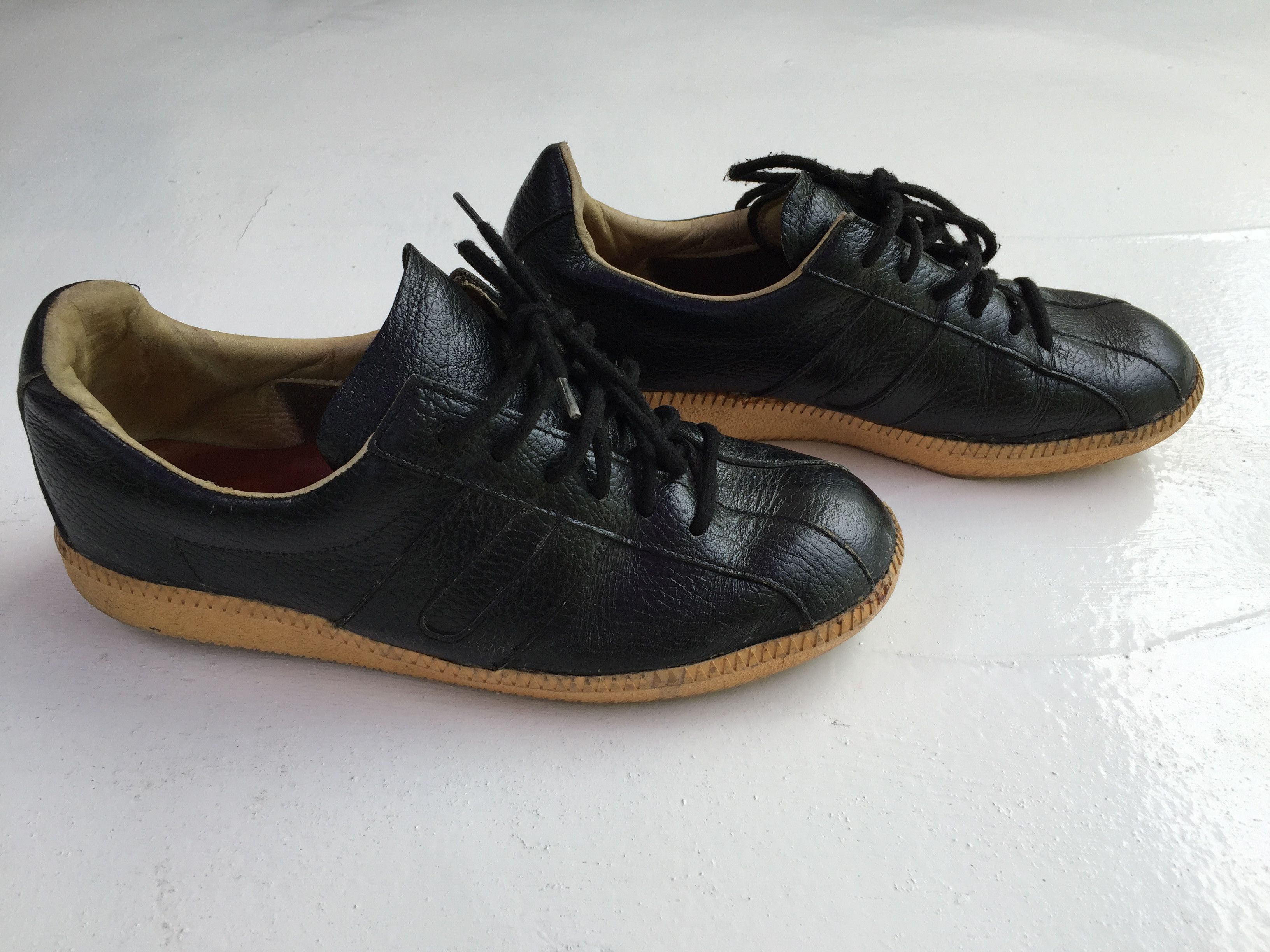 Helmut Lang Archival 90s Helmut Lang leather sneakers Italy black Size US 6.5 / EU 39-40 - 1 Thumbnail