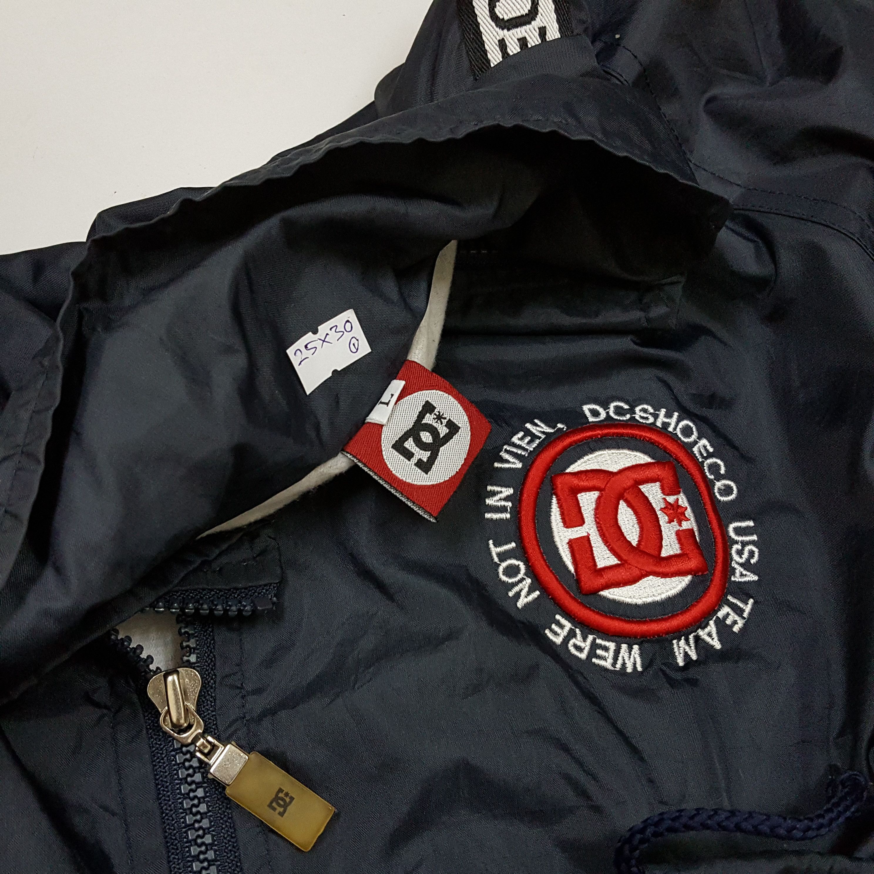 Vintage Vintage DCSHOECO big logo hop hop style windbreker jacket Size US L / EU 52-54 / 3 - 3 Thumbnail