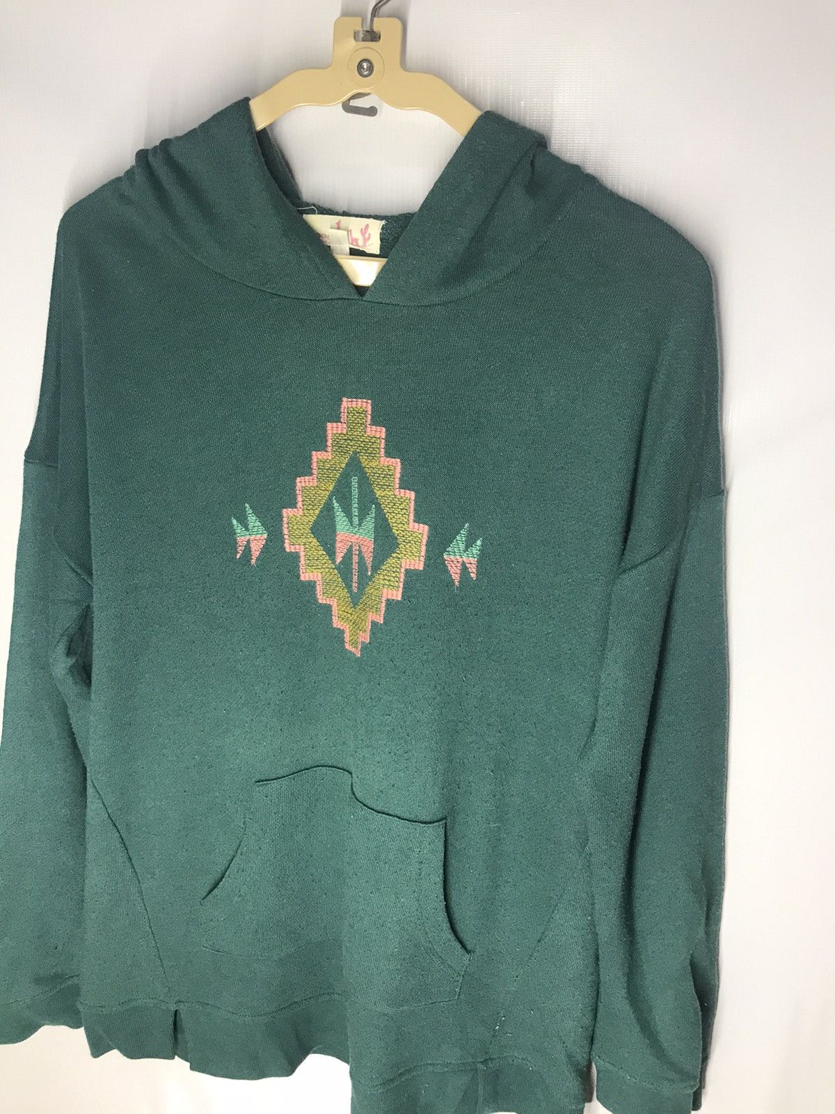 Other Hoodie pullover embroidered logo by titicaca Size US M / EU 48-50 / 2 - 3 Thumbnail