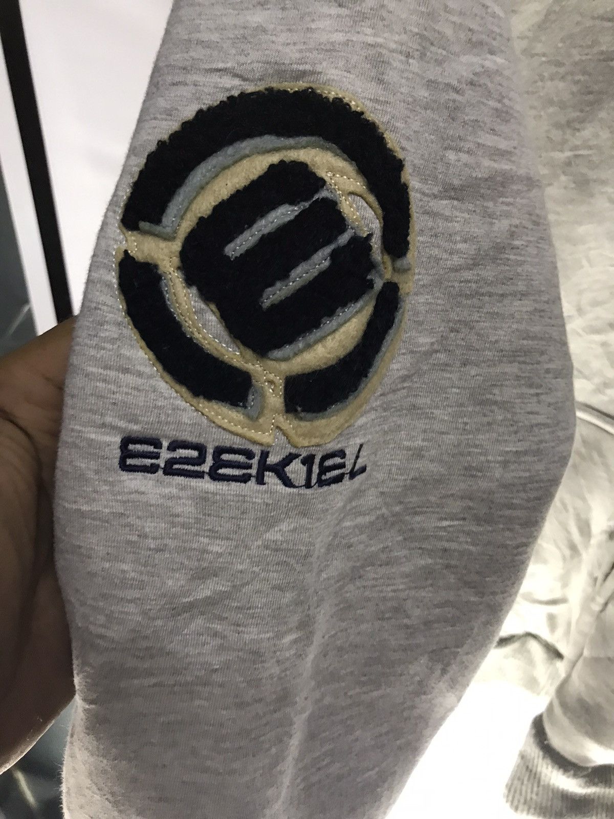 Ezekiel Ezekiel hoodie zipper embroidered logo Size US M / EU 48-50 / 2 - 3 Thumbnail