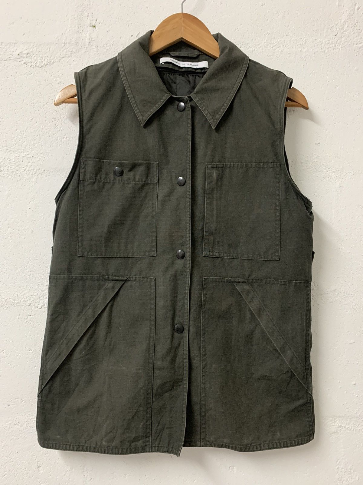 Uniqlo Uniqlo and Lemaire Detachable sleeve Size US S / EU 44-46 / 1 - 8 Thumbnail