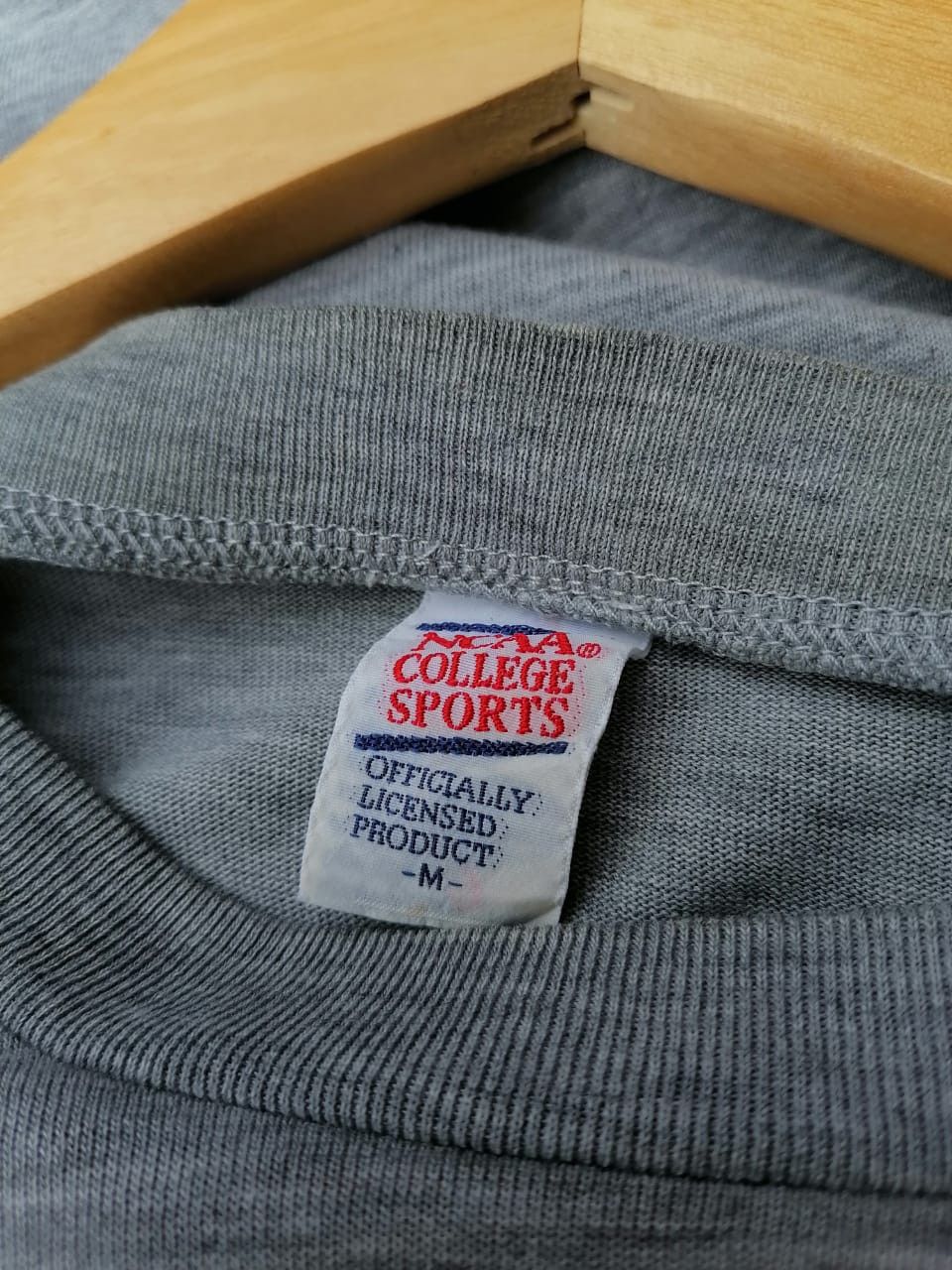 Descente × NHL × Vintage Vintage Descente University Of Wisconsin Ice Hockey Size US M / EU 48-50 / 2 - 5 Thumbnail