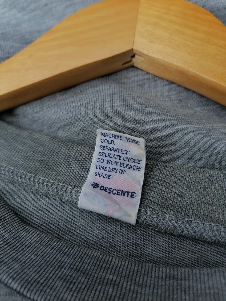Descente × NHL × Vintage Vintage Descente University Of Wisconsin Ice Hockey Size US M / EU 48-50 / 2 - 6 Thumbnail