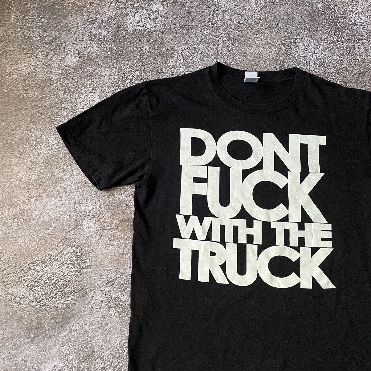 Vintage Vintage Y2K Graphic Tee Streetwear Punk Skate Black Boxy XL Size US XL / EU 56 / 4 - 4 Thumbnail
