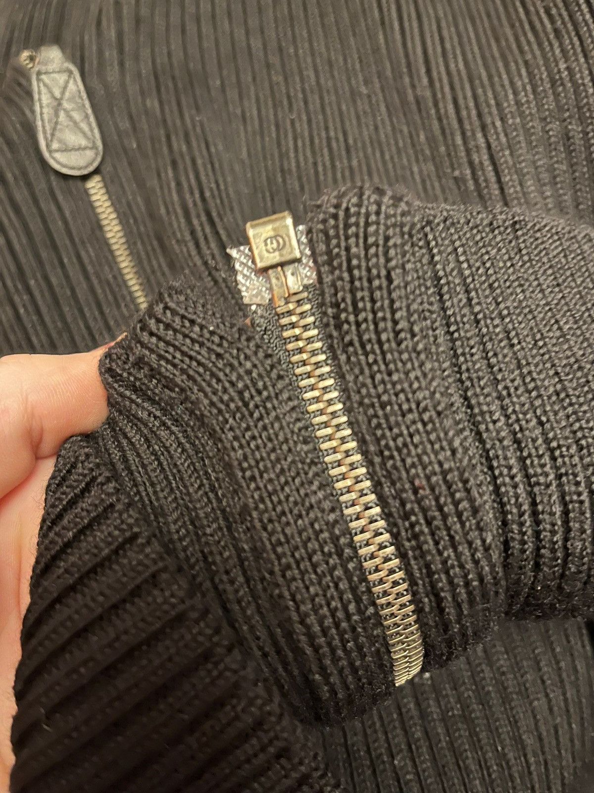 Designer GUCCI ZIP SWEATER VINTAGE Size US L / EU 52-54 / 3 - 5 Thumbnail