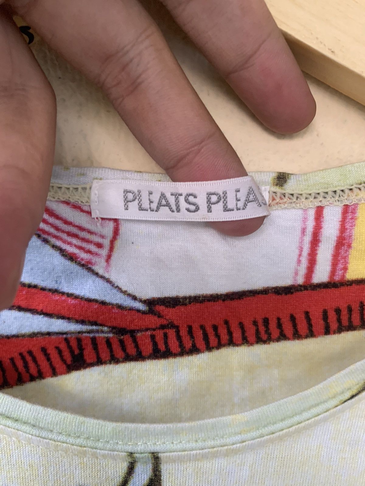 Pleats Please Issey Miyake 🫱🏼‍🫲🏻NEED GONE🫱🏼‍🫲🏻 Very rare Pleats please issey miyake tee Size S / US 4 / IT 40 - 3 Thumbnail