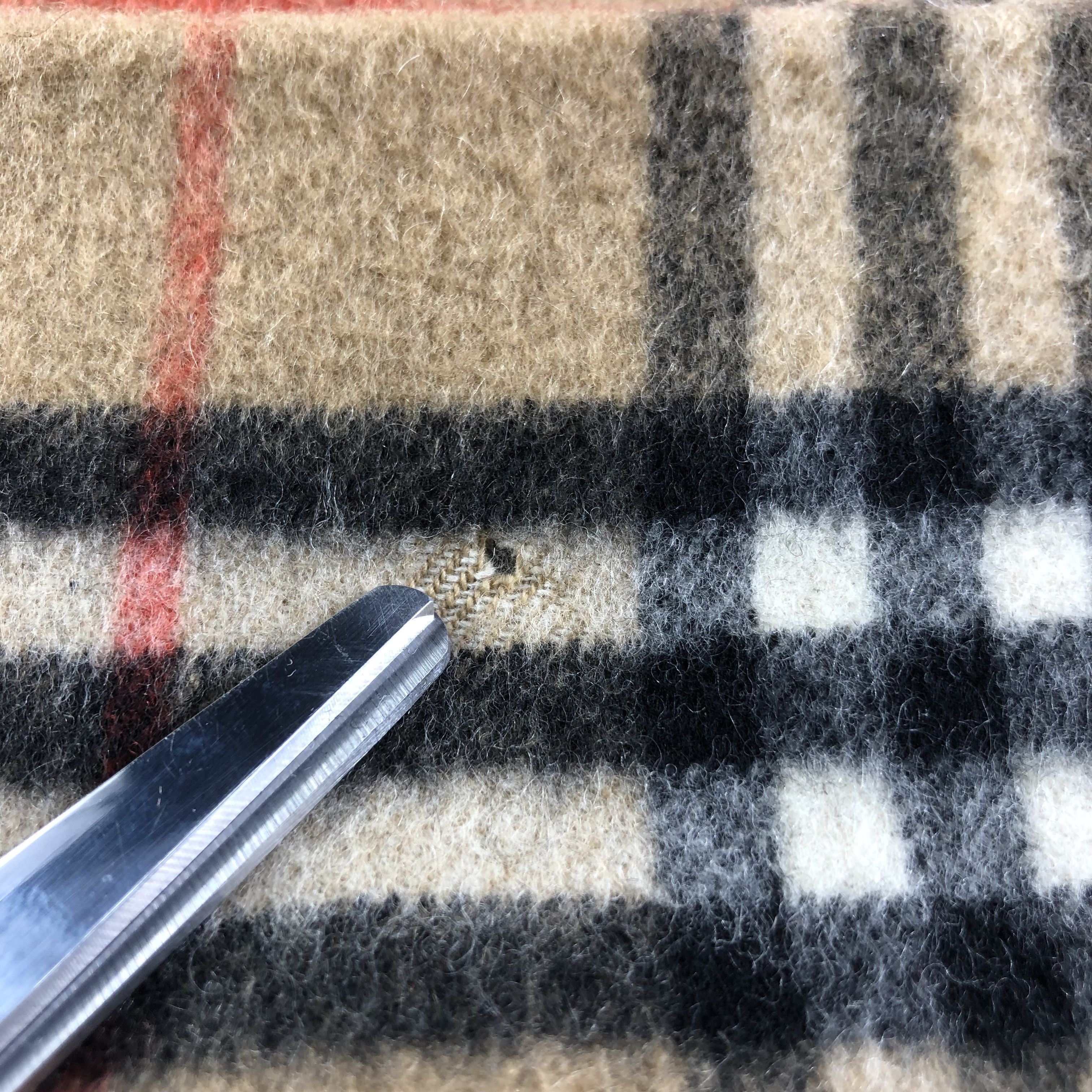 Burberry Burberrys Tan Nova Check Cashmere Scarf Muffler V1478 Size ONE SIZE - 5 Thumbnail