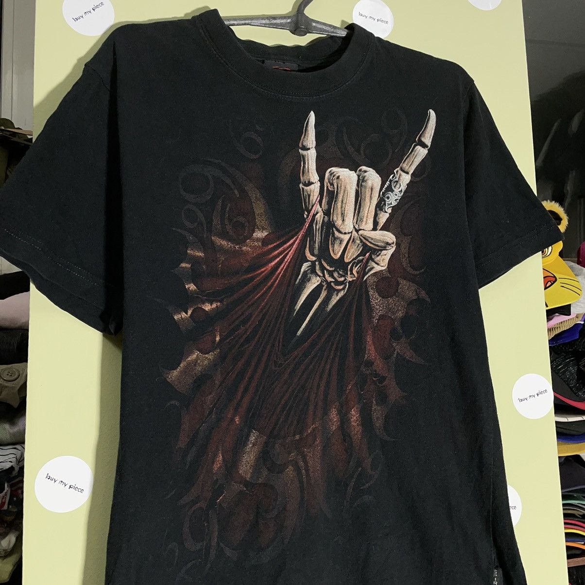 Vintage Vintage Y2K Graphic Tee Skull Flames Horror Punk Rock Black Size US M / EU 48-50 / 2 - 7 Thumbnail