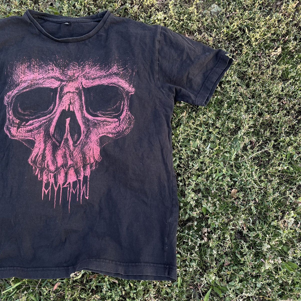 Vintage Vintage Y2K Sun Faded Skull Graphic Tee Goth Grunge Baggy XL Size US XL / EU 56 / 4 - 3 Thumbnail