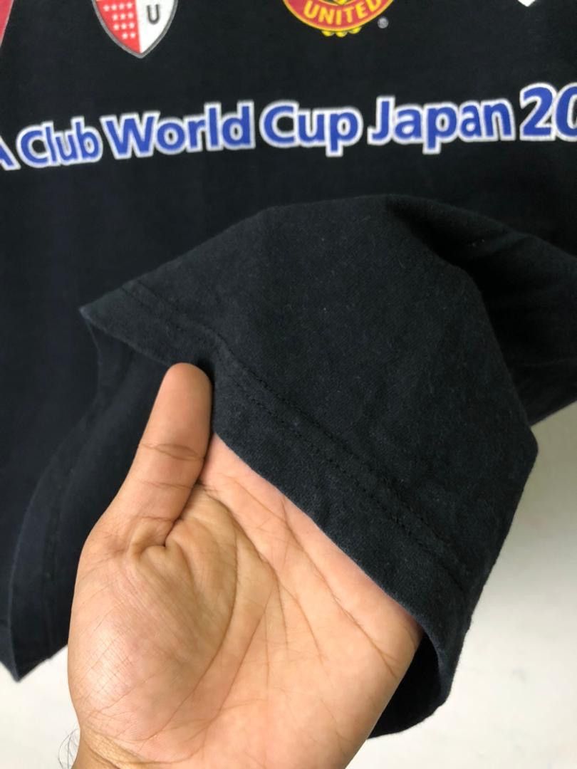 Vintage Vtg The Official Emblem Of The Fifa Club World Japan 2008 Size US L / EU 52-54 / 3 - 8 Thumbnail