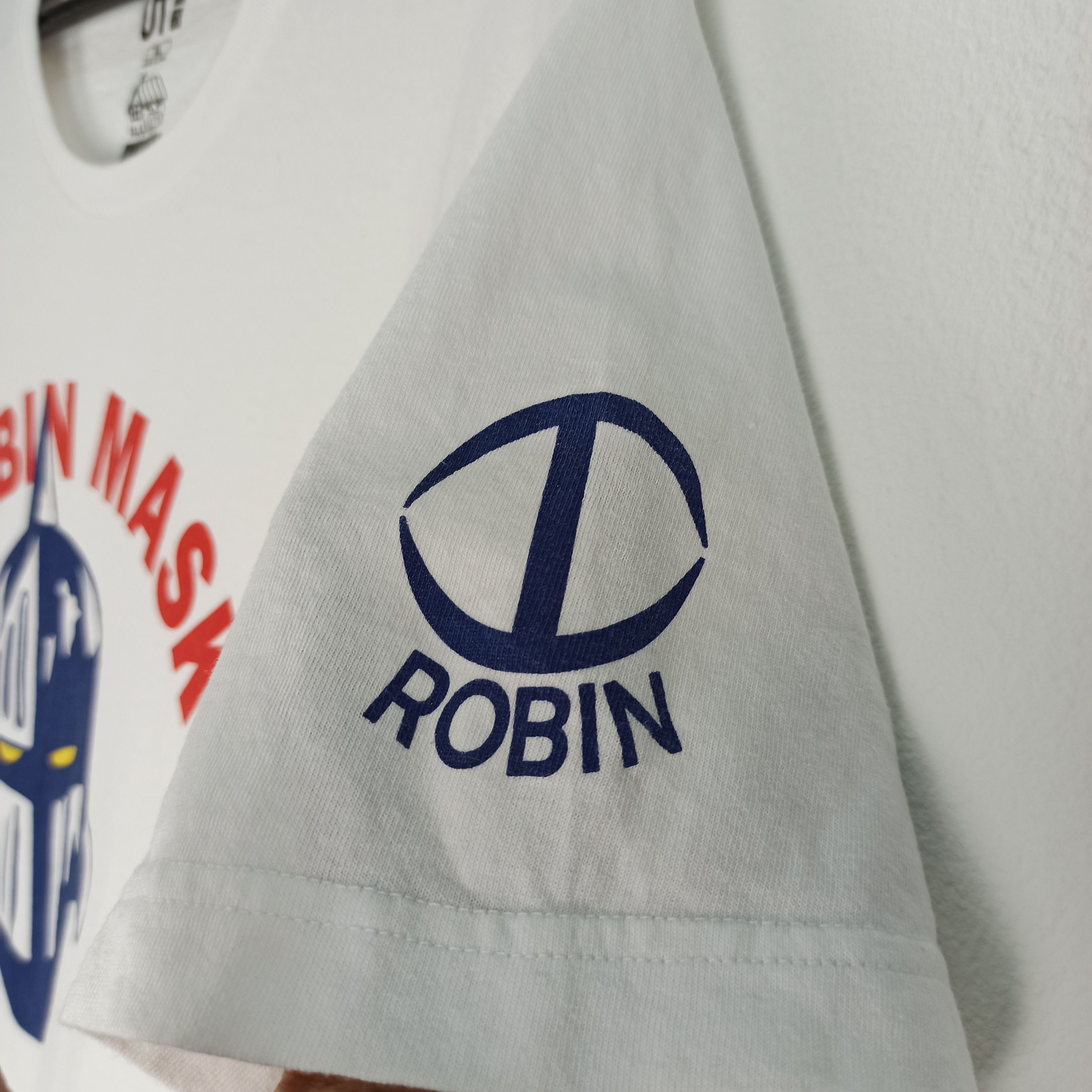 Anime × Japanese Brand × Uniqlo Anime Kinnikuman Robin Mask X Uniqlo Tshirt Size US XL / EU 56 / 4 - 4 Thumbnail