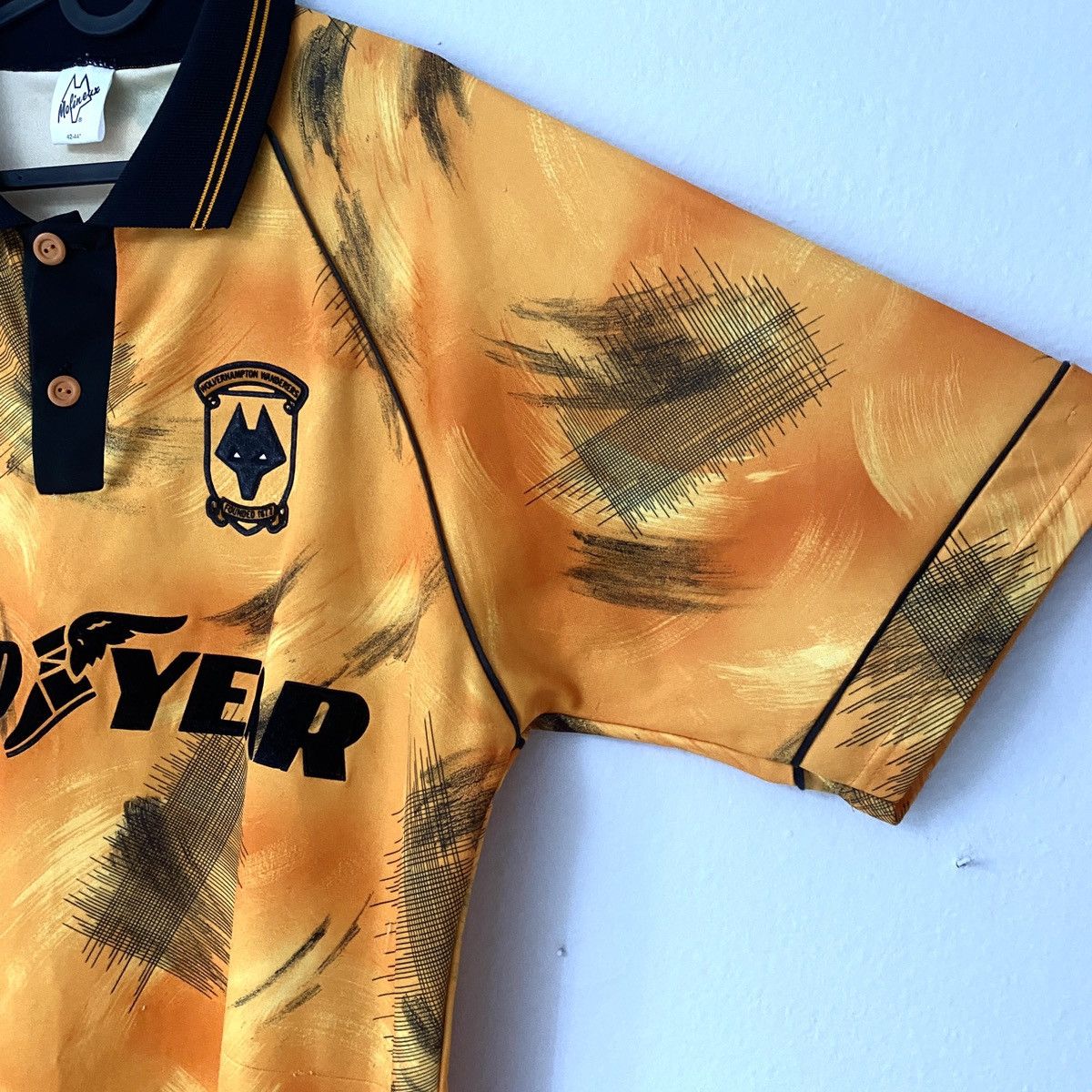 Vintage RARE 1992 Wolverhampton Wanderers Molineux Vintage Jersey UK Size US L / EU 52-54 / 3 - 5 Thumbnail