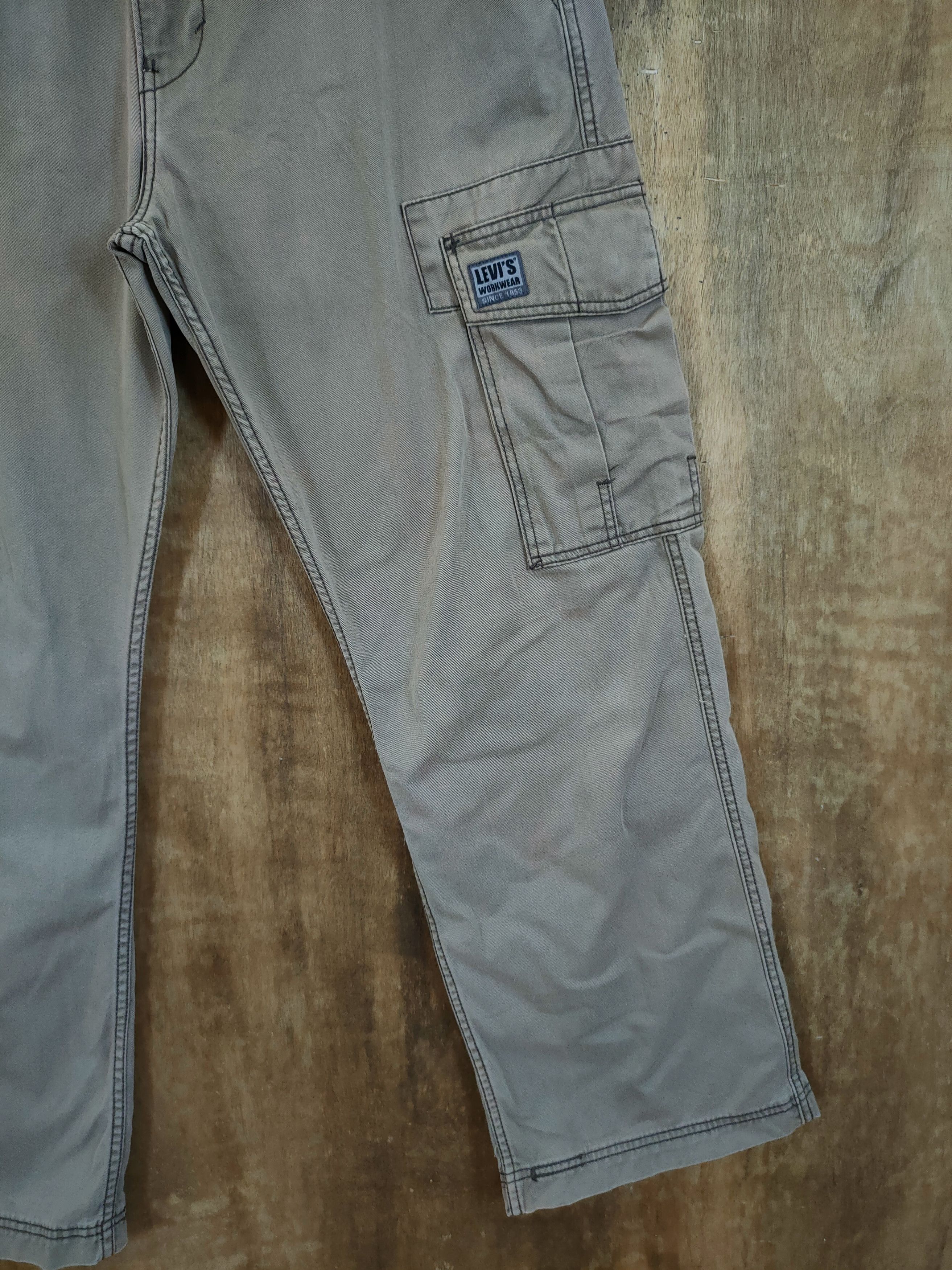 Levi's DL Levis Workwear multipocket tactical cargo pants #1325 Size US 33 - 3 Thumbnail
