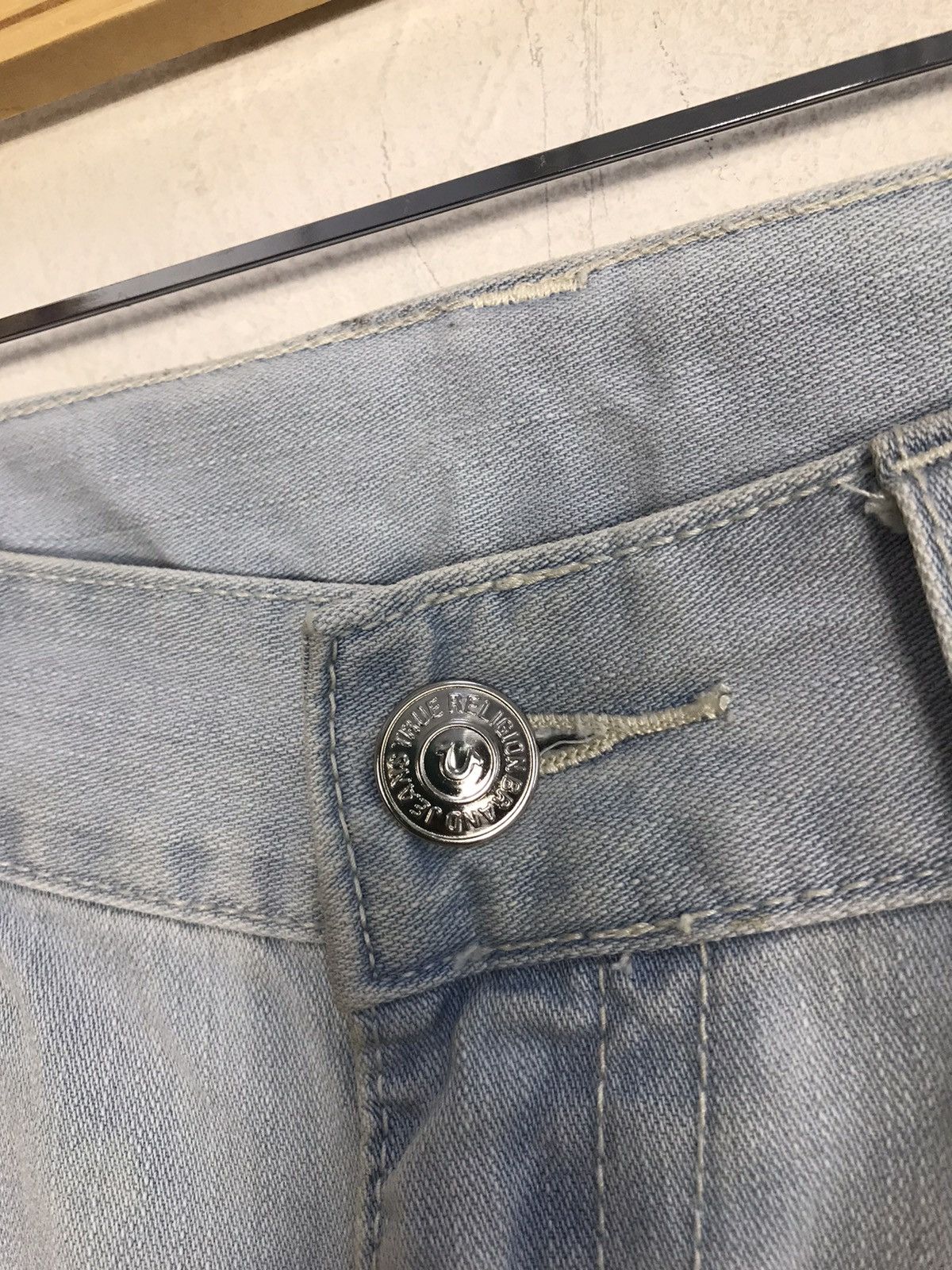 True Religion × Vintage Vintage True Religion Light Blue Wash Jeans Design Size US 36 / EU 52 - 8 Thumbnail