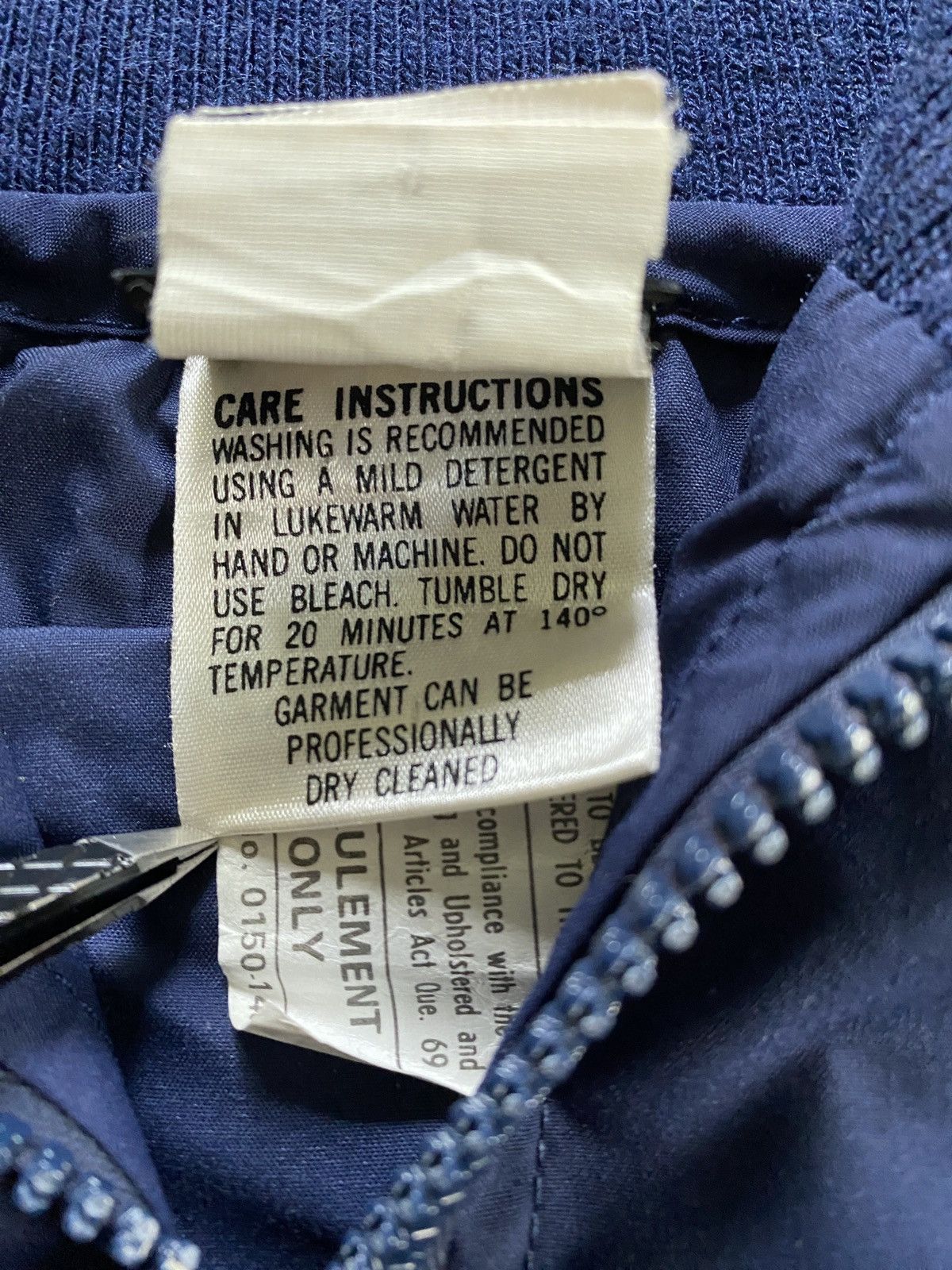 Vintage Vintage 80’s Head Navy 1/2 Zip Pull Over Windbreaker Jacket Size US S / EU 44-46 / 1 - 9 Thumbnail