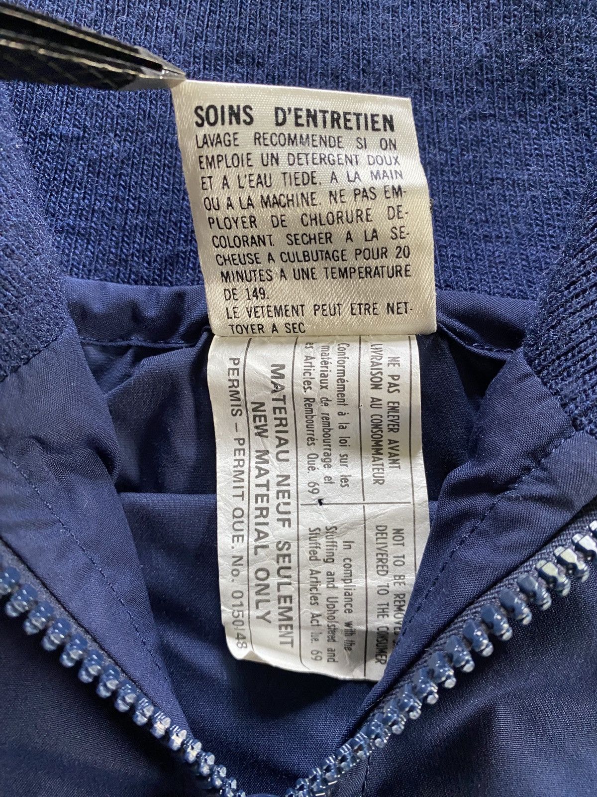 Vintage Vintage 80’s Head Navy 1/2 Zip Pull Over Windbreaker Jacket Size US S / EU 44-46 / 1 - 10 Thumbnail