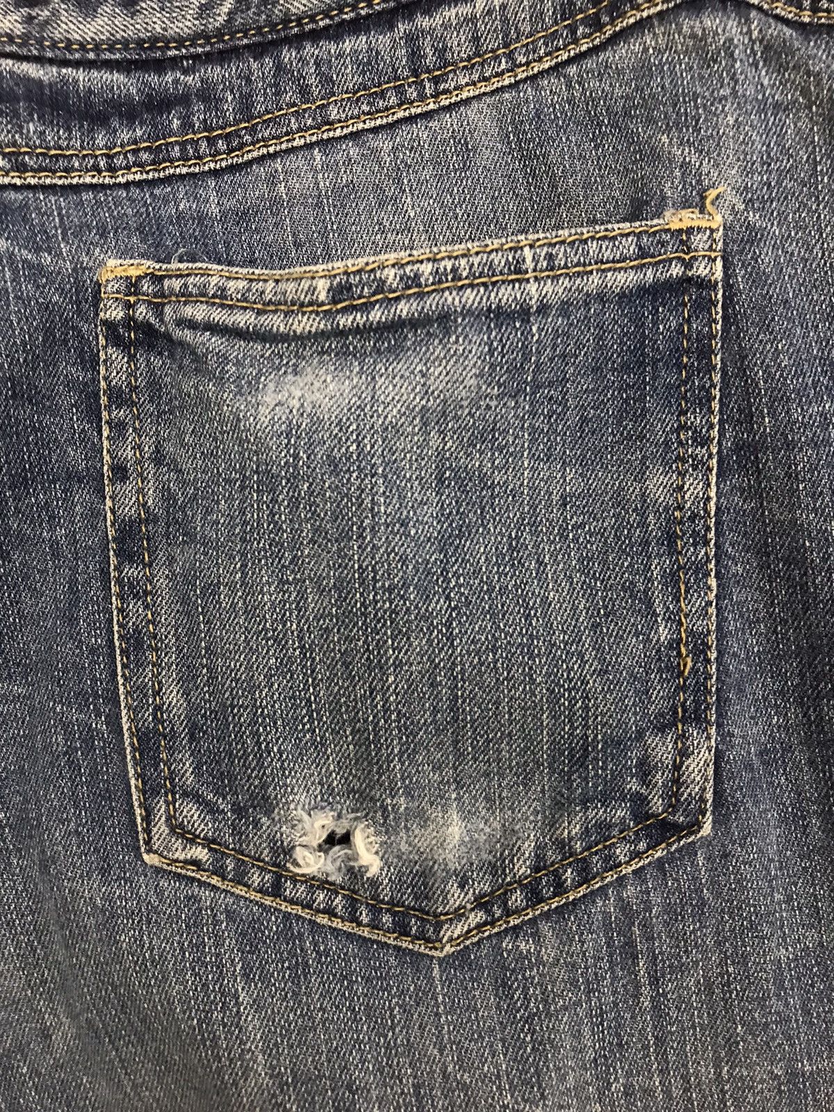 Japanese Brand × Vintage Vintage Japanese Brand Design Distressed Graphic Skull Jeans Size US 37 - 13 Thumbnail