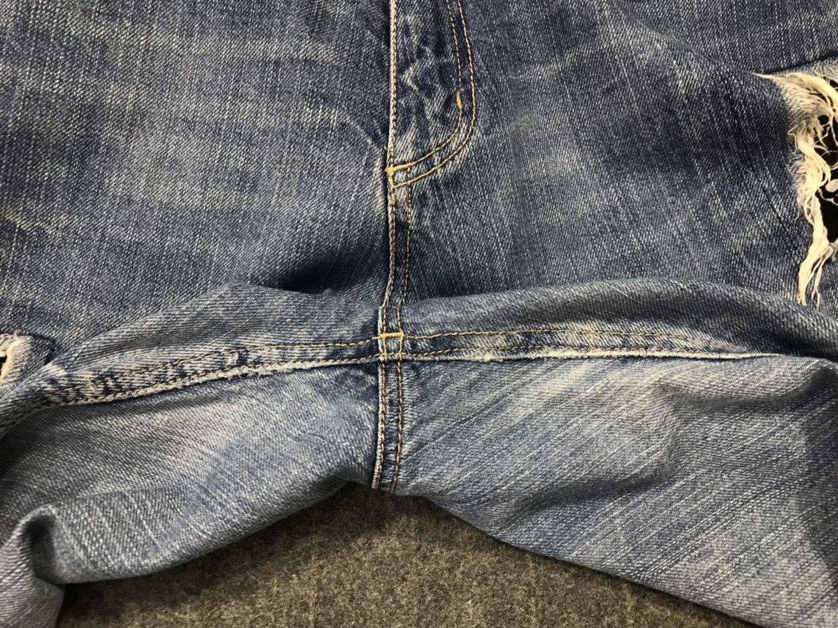 Japanese Brand × Vintage Vintage Japanese Brand Design Distressed Graphic Skull Jeans Size US 37 - 14 Thumbnail