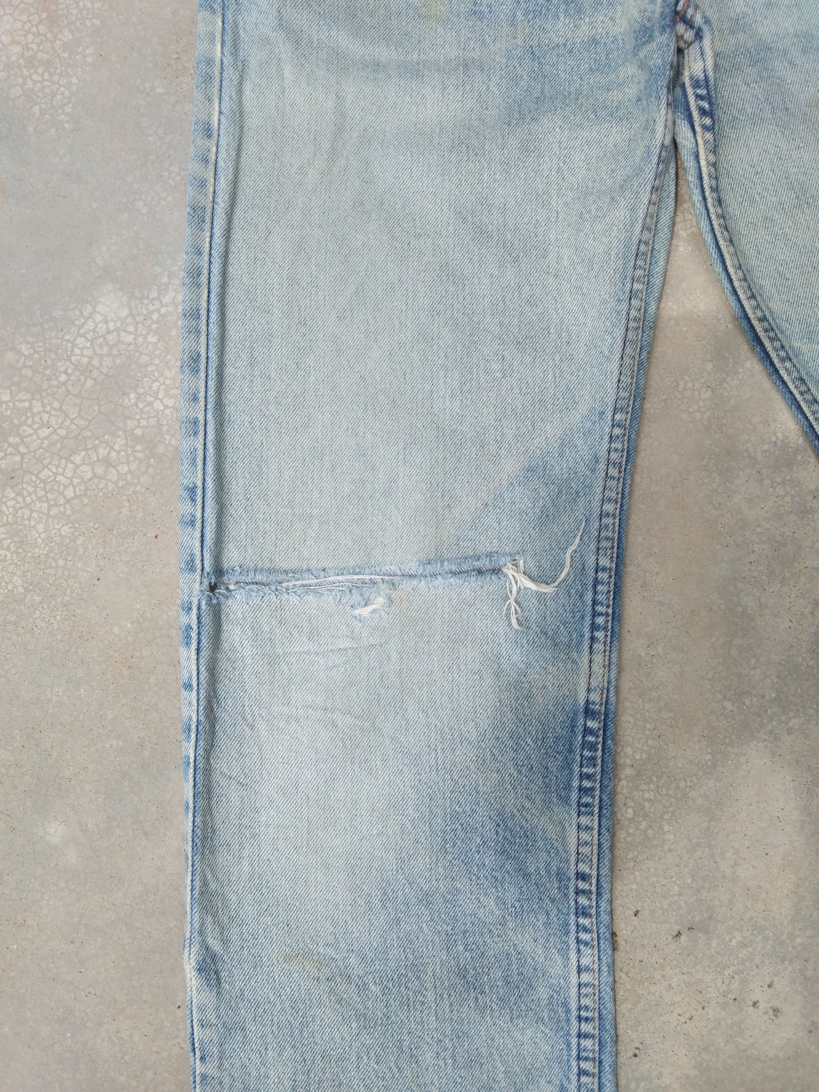 Jean × Levi's × Vintage 80s Vintage Levis Jeans 510 Made In USA Distressed Denim Size US 28 / EU 44 - 4 Thumbnail