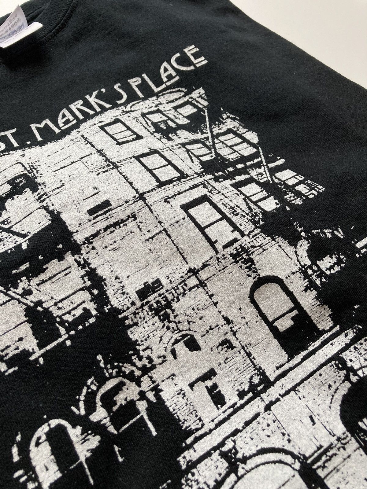 Band Tees × Vintage 96 & 98 st. marks place new york city tee Size US XXL / EU 58 / 5 - 2 Thumbnail