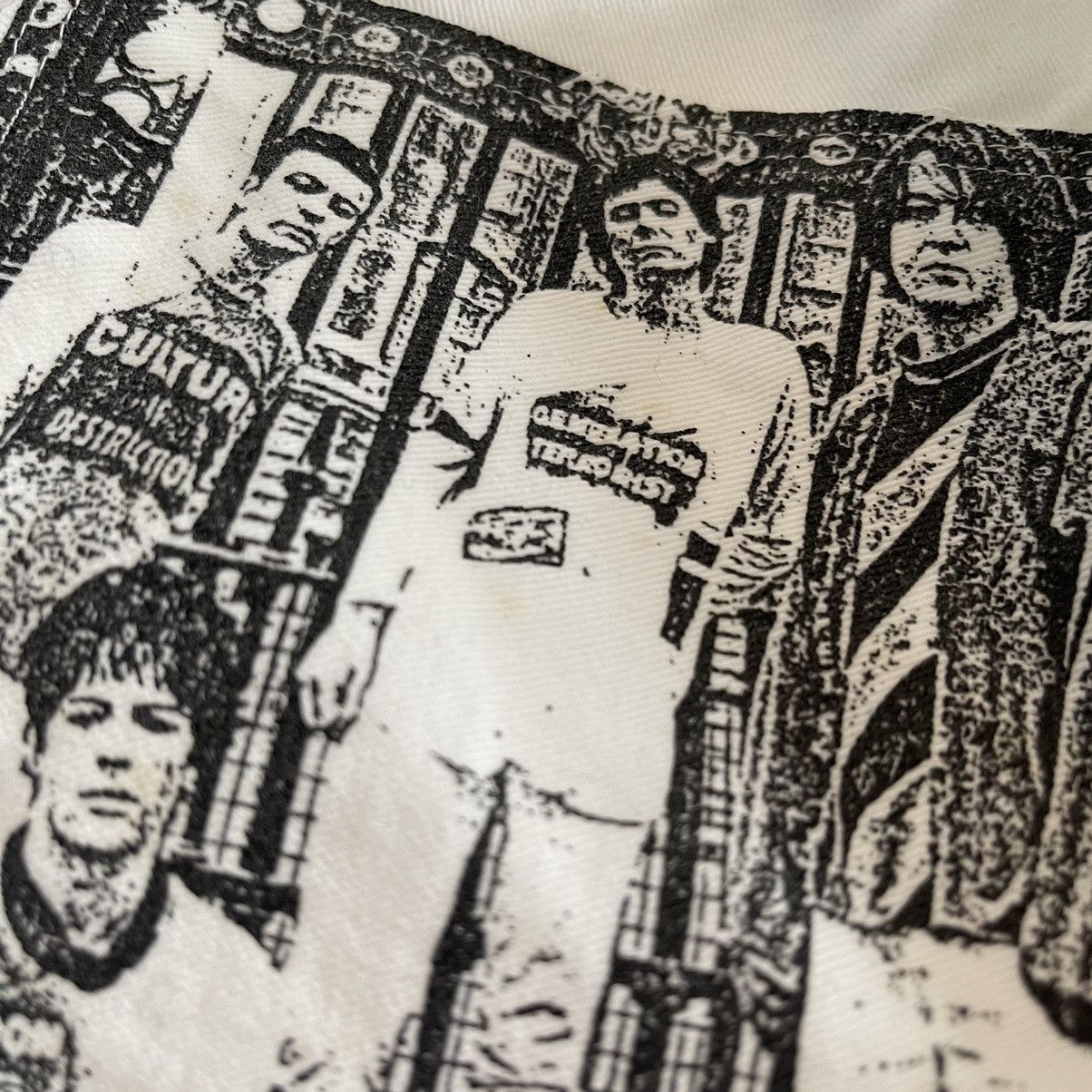 Raf Simons AW 2001 Raf Simons Riot Riot Riot Patched Tote Bag White Size ONE SIZE - 13 Thumbnail