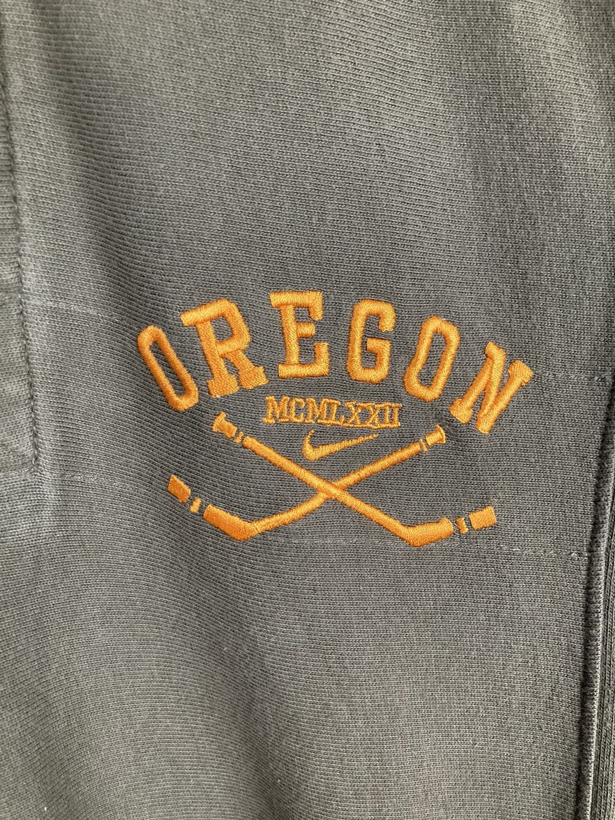 Nike Vintage Nike Longsleeve Polo Shirt Oregon Logo Number Rare Size US L / EU 52-54 / 3 - 8 Thumbnail