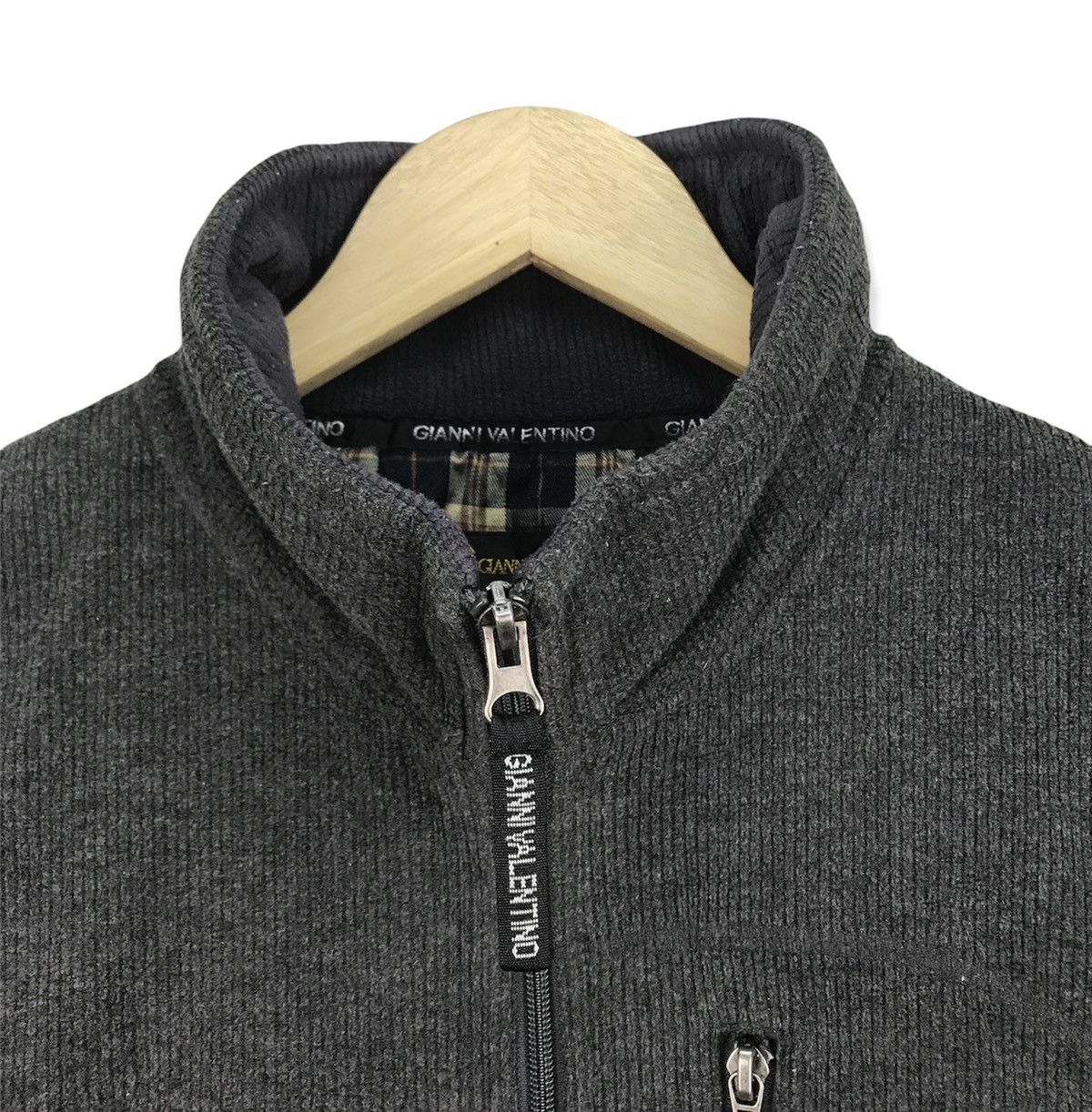 Gianni Valentino Vintage Gianni Valentino Italy Fleece Vest Size US L / EU 52-54 / 3 - 3 Thumbnail
