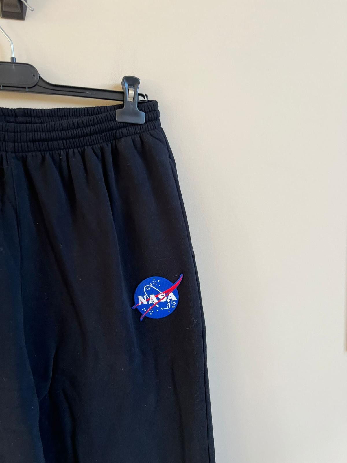 Balenciaga Nasa Logo Sweat Pants in Black Size US 30 / EU 46 - 3 Thumbnail