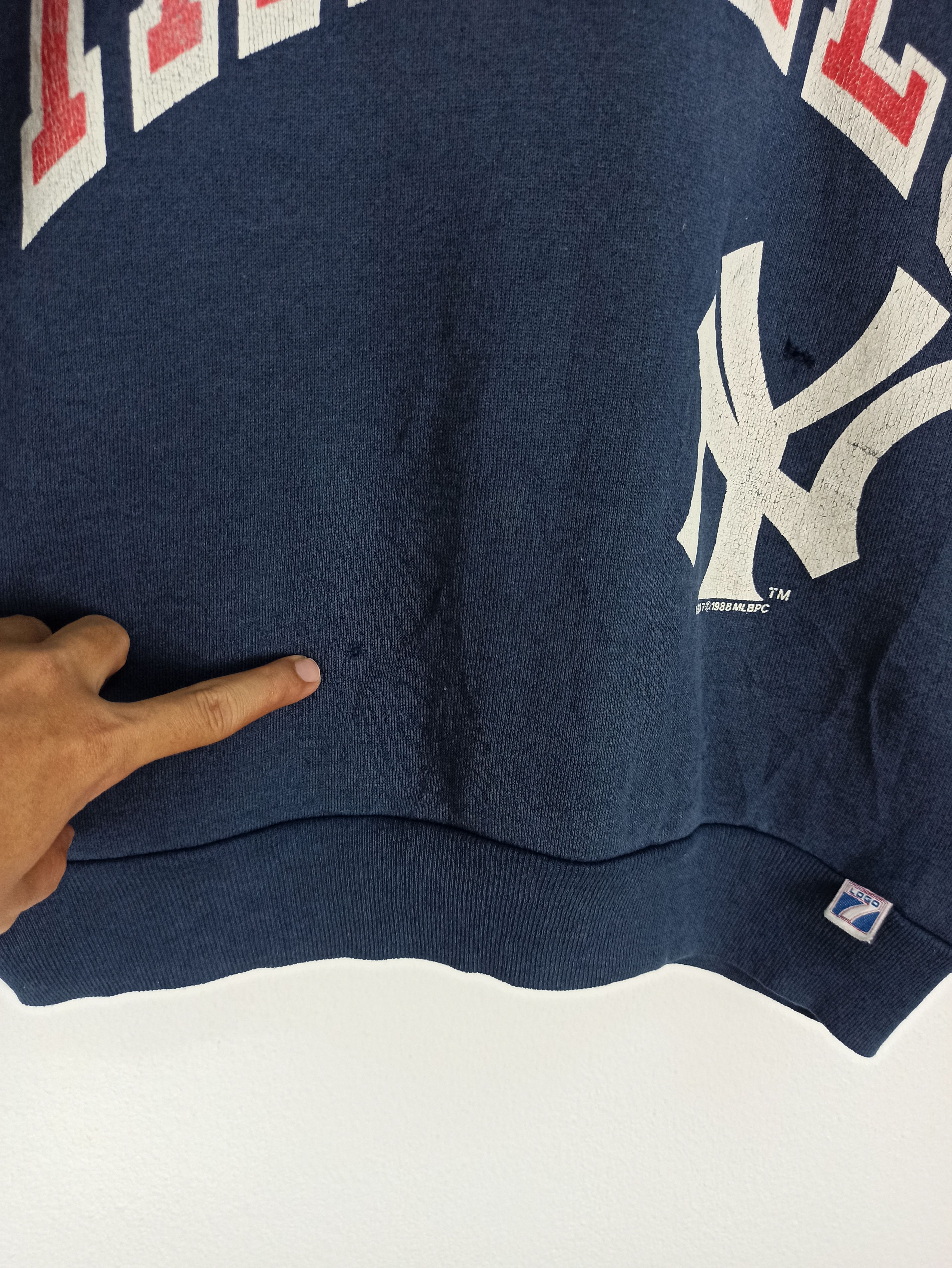 Logo 7 Very Rare 🔥 New York Yankees Logo 7 ©1988 Sweatshirt Size US S / EU 44-46 / 1 - 13 Thumbnail