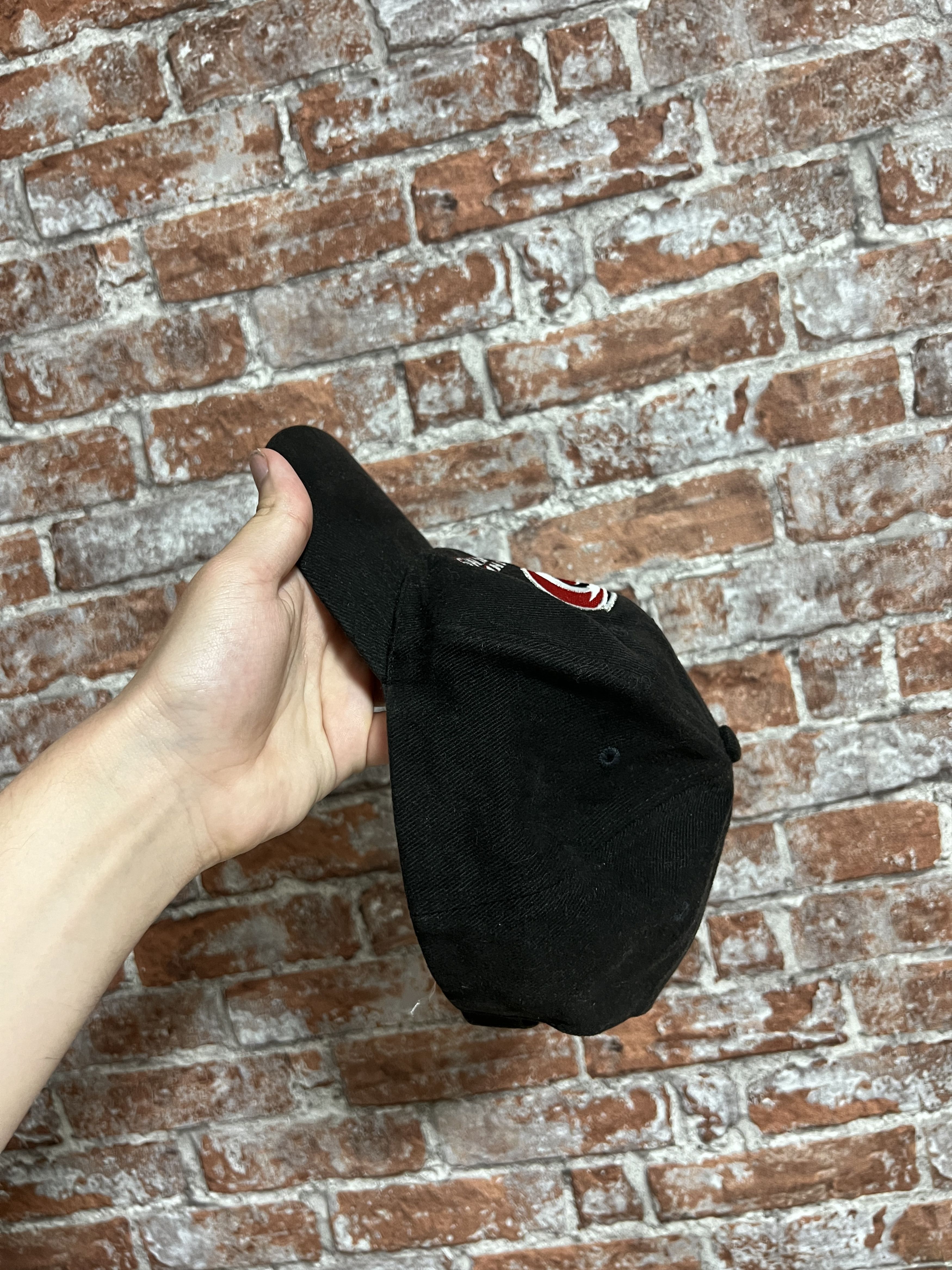 NHL Vintage 90s Carolina Hurricanes NHL Hockey Cap Size ONE SIZE - 6 Thumbnail