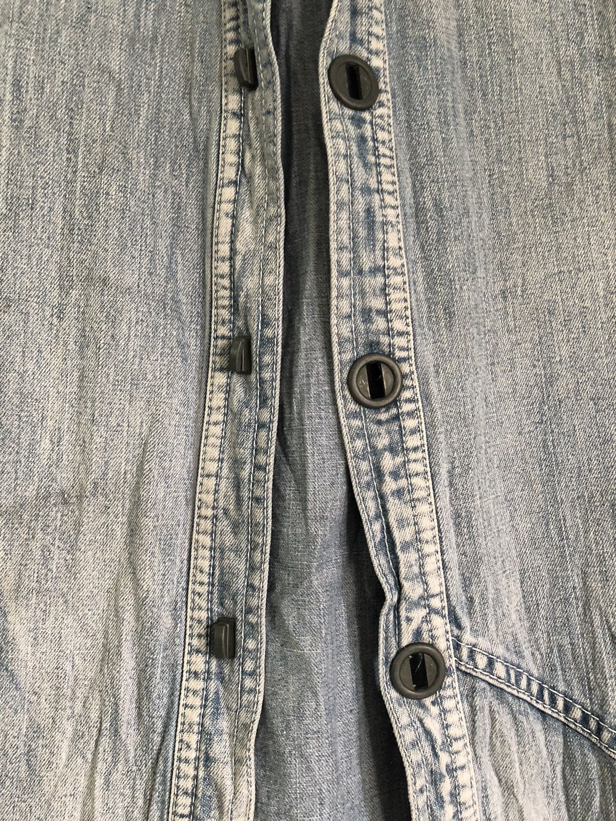 If Six Was Nine × In The Attic × Le Grande Bleu (L.G.B.) In the Attic poem denim shirt Size US L / EU 52-54 / 3 - 9 Thumbnail