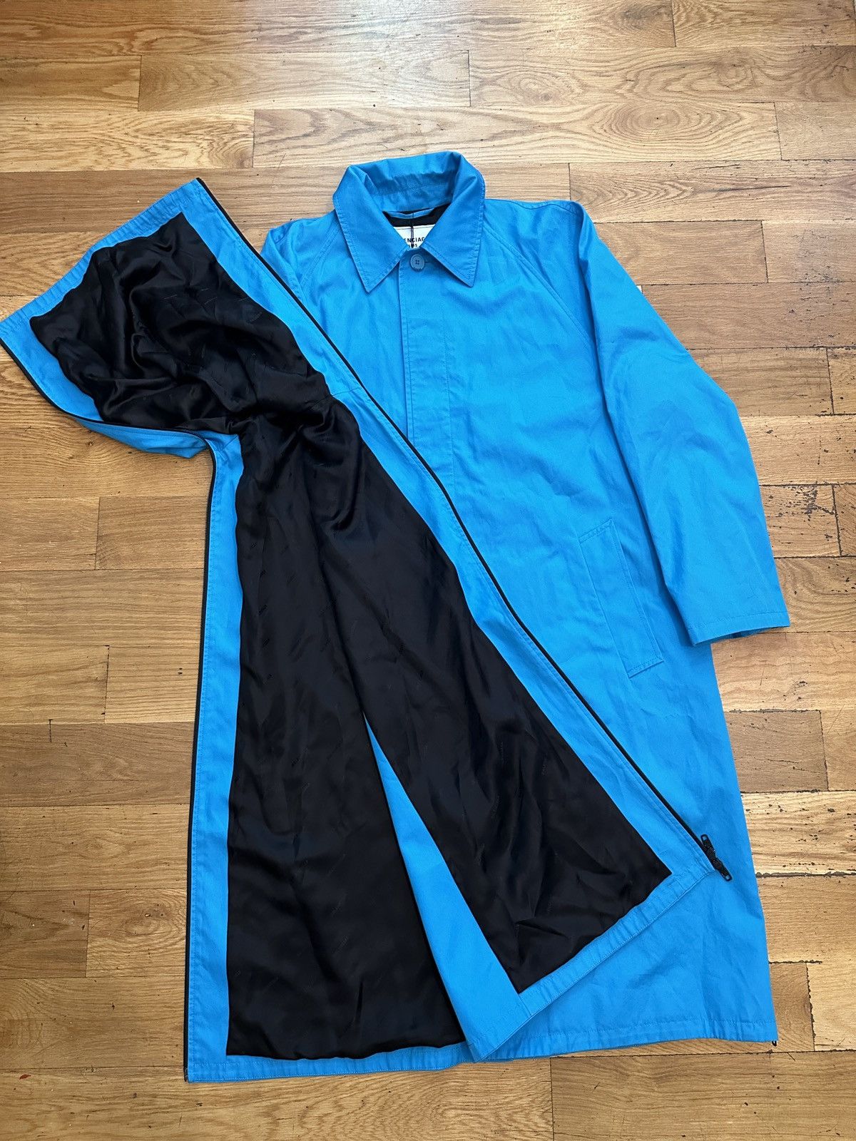 image of Balenciaga Spring 21 Zipper Car Coat in Blue, Men's (Size Small)
