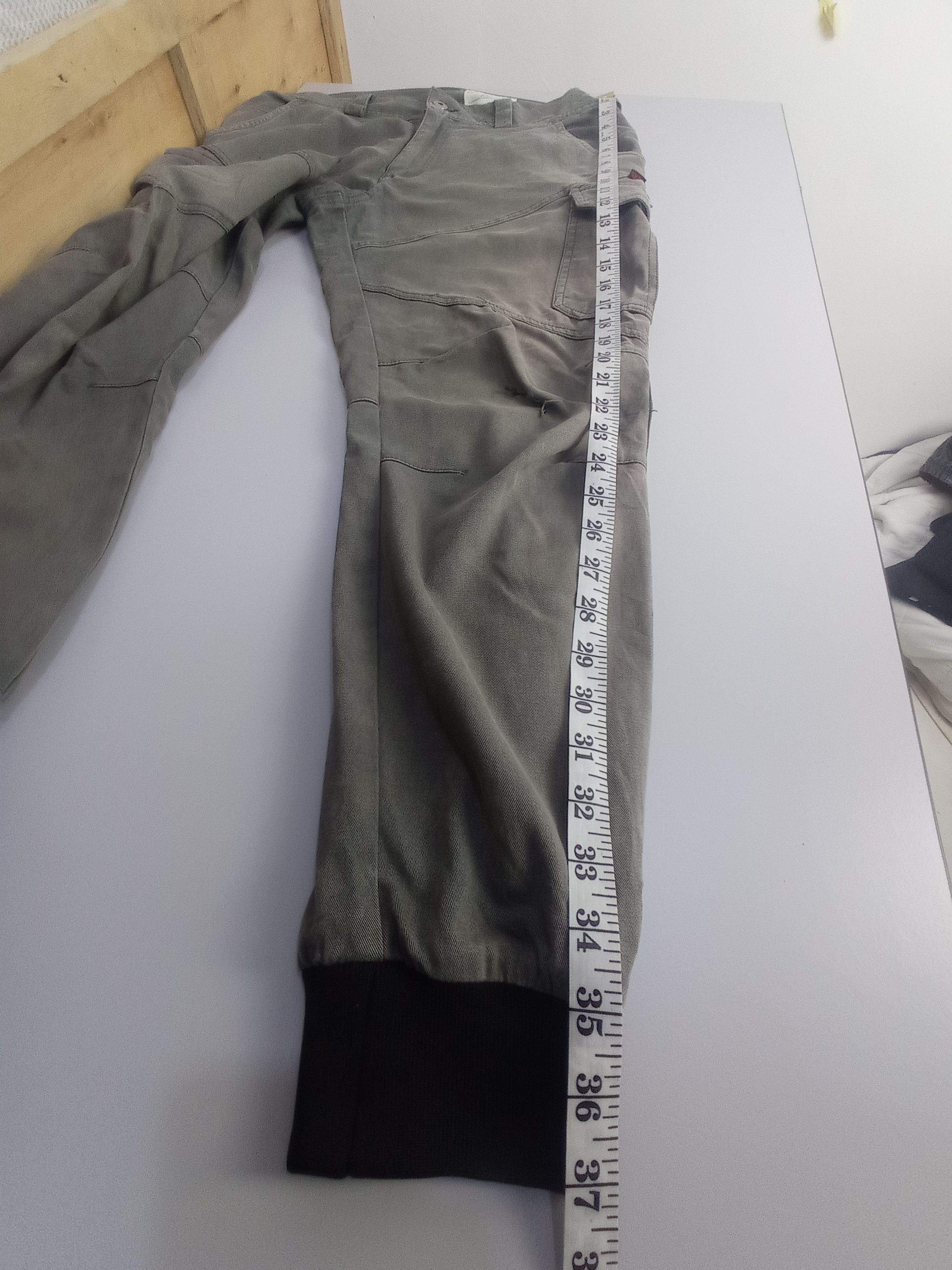 Japanese Brand Faded Tora cargo Joggers Pants Size US 31 - 11 Thumbnail
