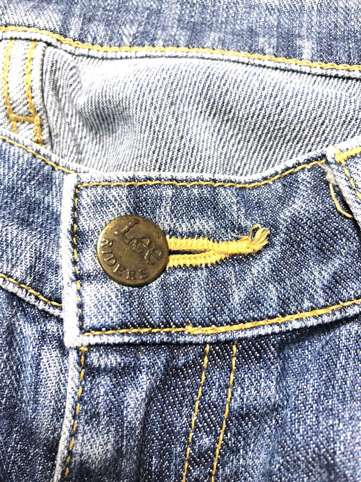 Lee × Vintage VINTAGE 90s LEE RIDER BLUE WASH DENIM Size US 30 / EU 46 - 7 Thumbnail