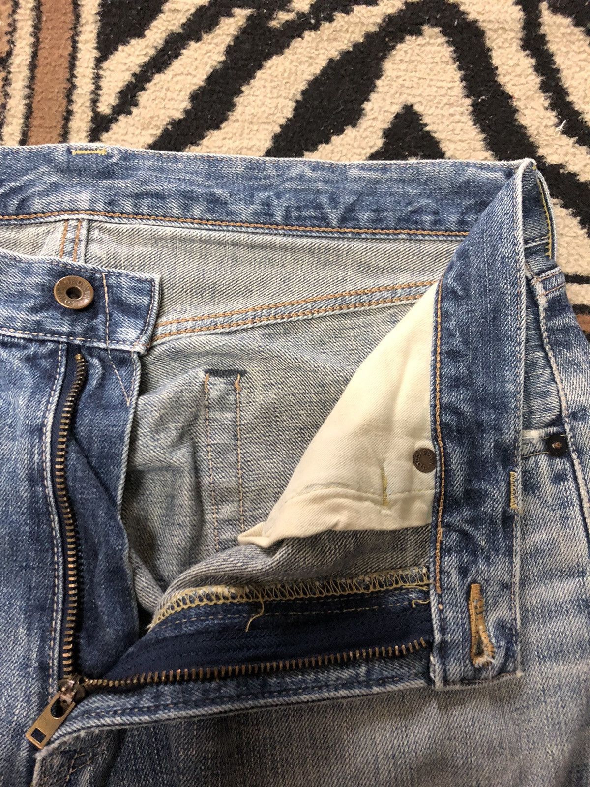 Edwin × Vintage VINTAGE SELVEDGE EDWIN 505x BLUE WASH DISTRESSED DENIM Size US 33 - 6 Thumbnail
