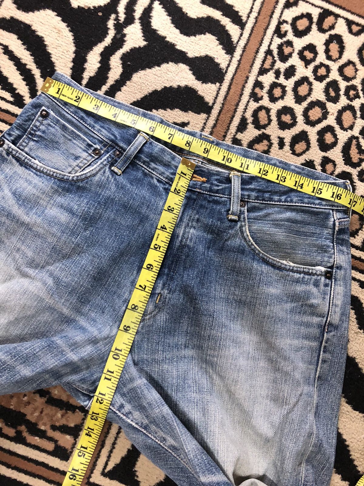 Edwin × Vintage VINTAGE SELVEDGE EDWIN 505x BLUE WASH DISTRESSED DENIM Size US 33 - 15 Thumbnail