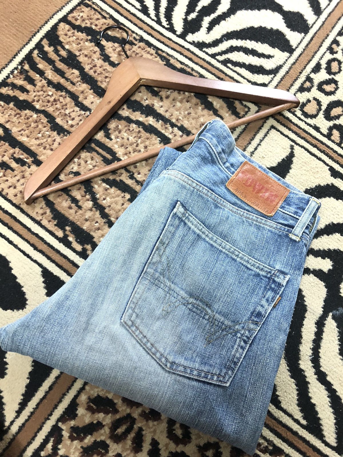 Edwin × Vintage VINTAGE SELVEDGE EDWIN 505x BLUE WASH DISTRESSED DENIM Size US 33 - 18 Thumbnail